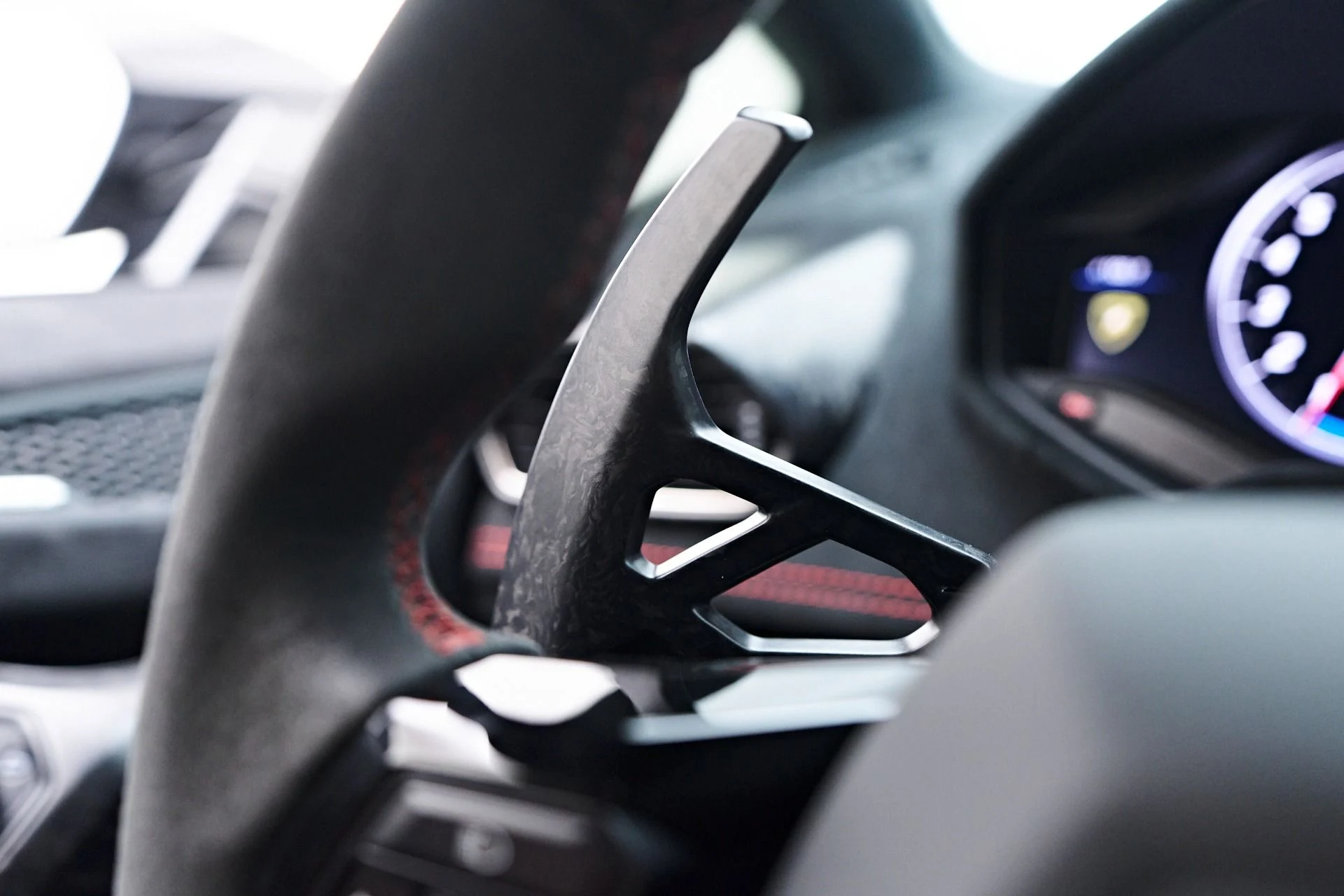 mph071_2628601911_Used_2018_Lamborghini_Huracan_Performante_1761069225_77acd0a864