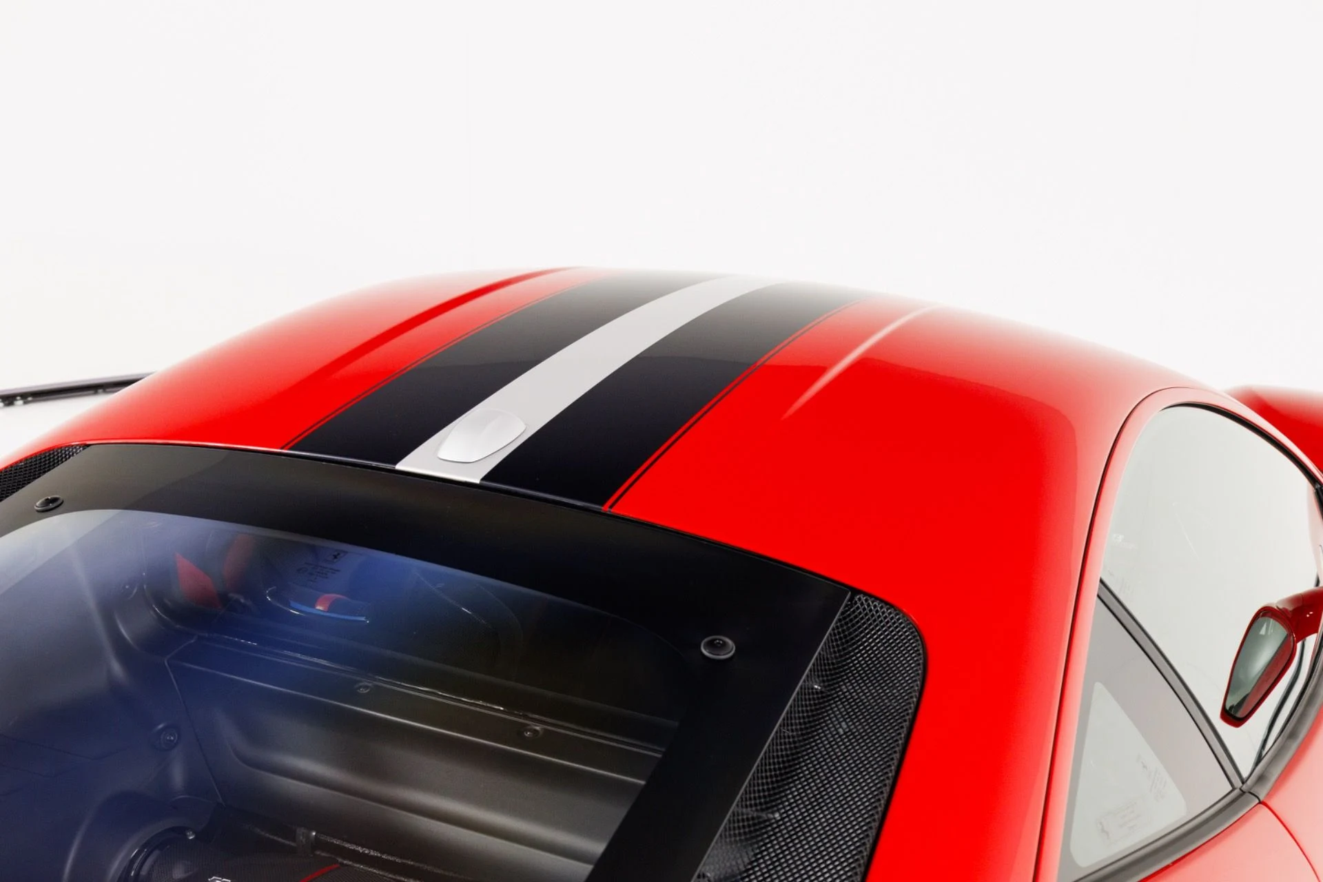 mph071_2671344563_Used_2020_Ferrari_488_Pista_1775511019_22ce040dc4