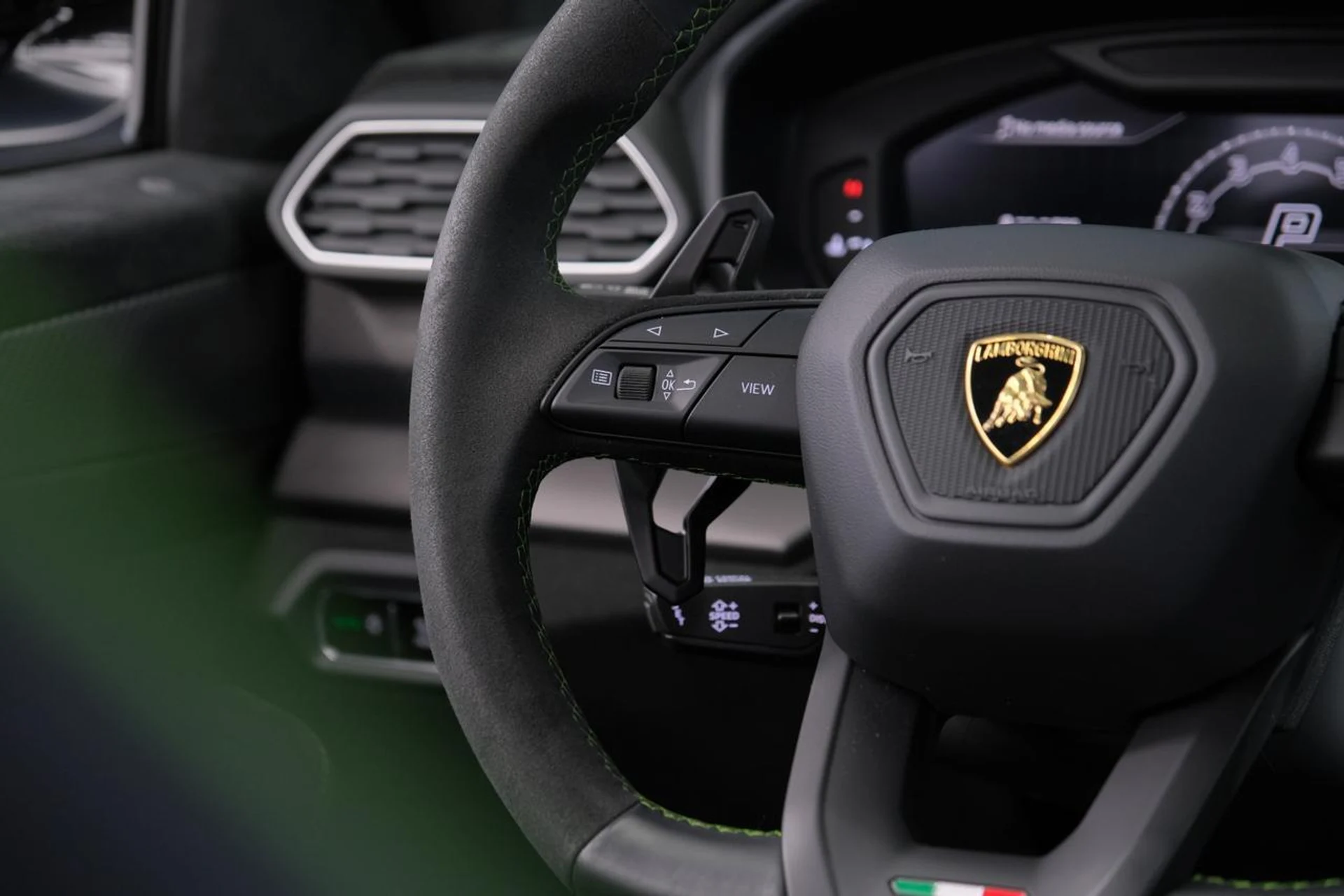 mph071_2673927906_f7fb368ba8dd4e573b9d1c1165b1d488_27ecf0994c