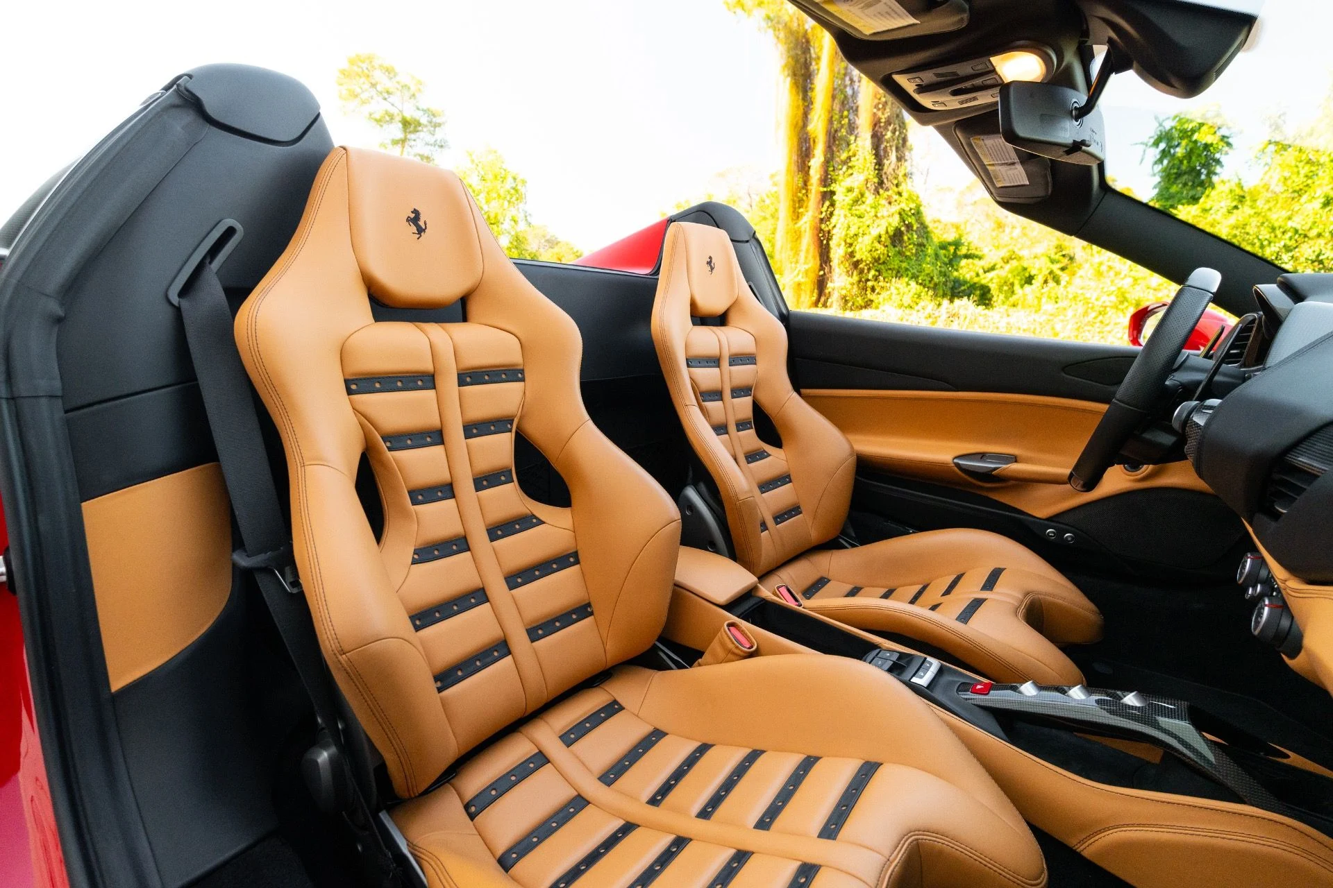 mph071_2681711546_Used_2017_Ferrari_488_Spider_1771886978_102f872d9d