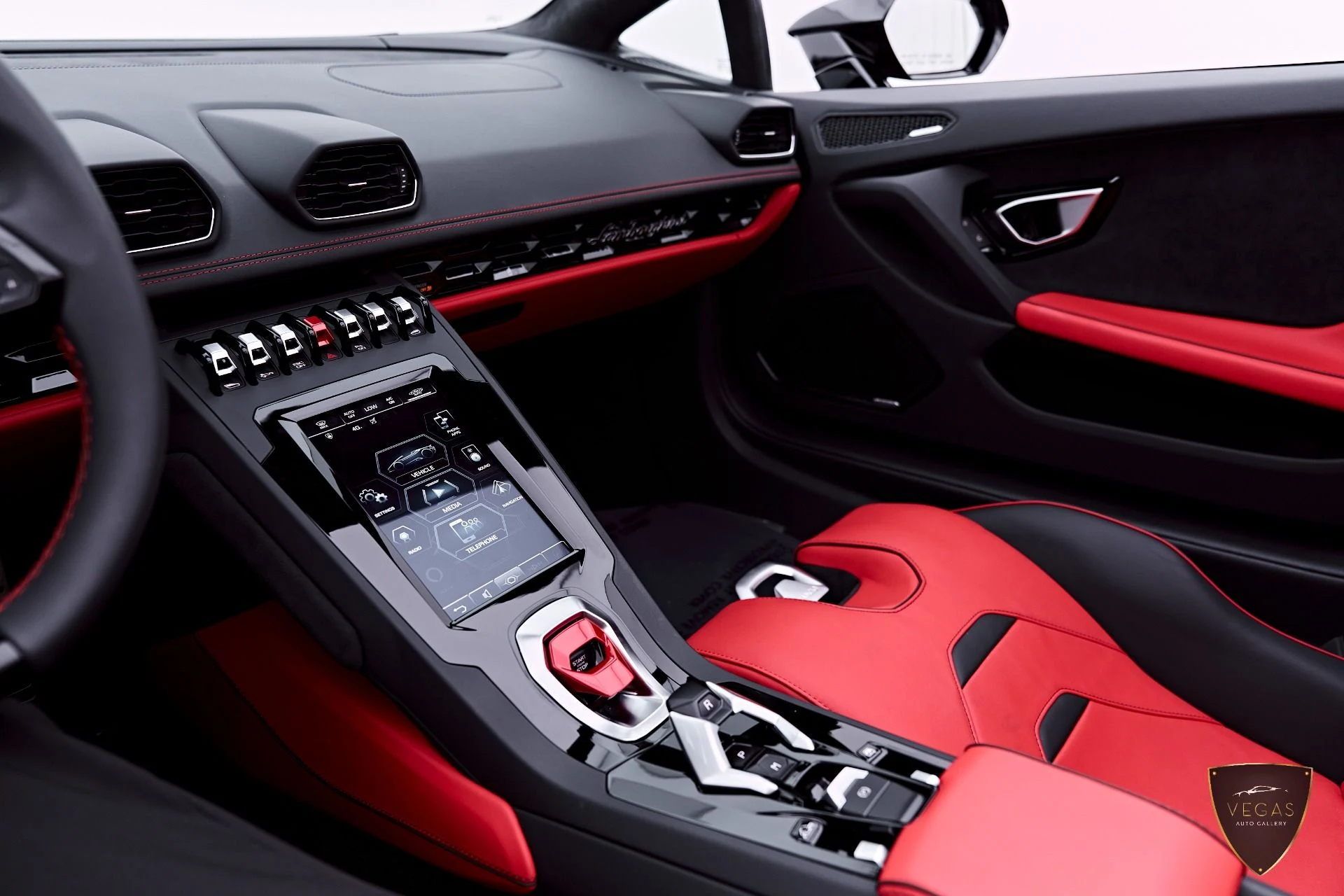 mph071_2710053291_Used_2024_Lamborghini_Huracan_EVO_Base_1783505200_3805a50202