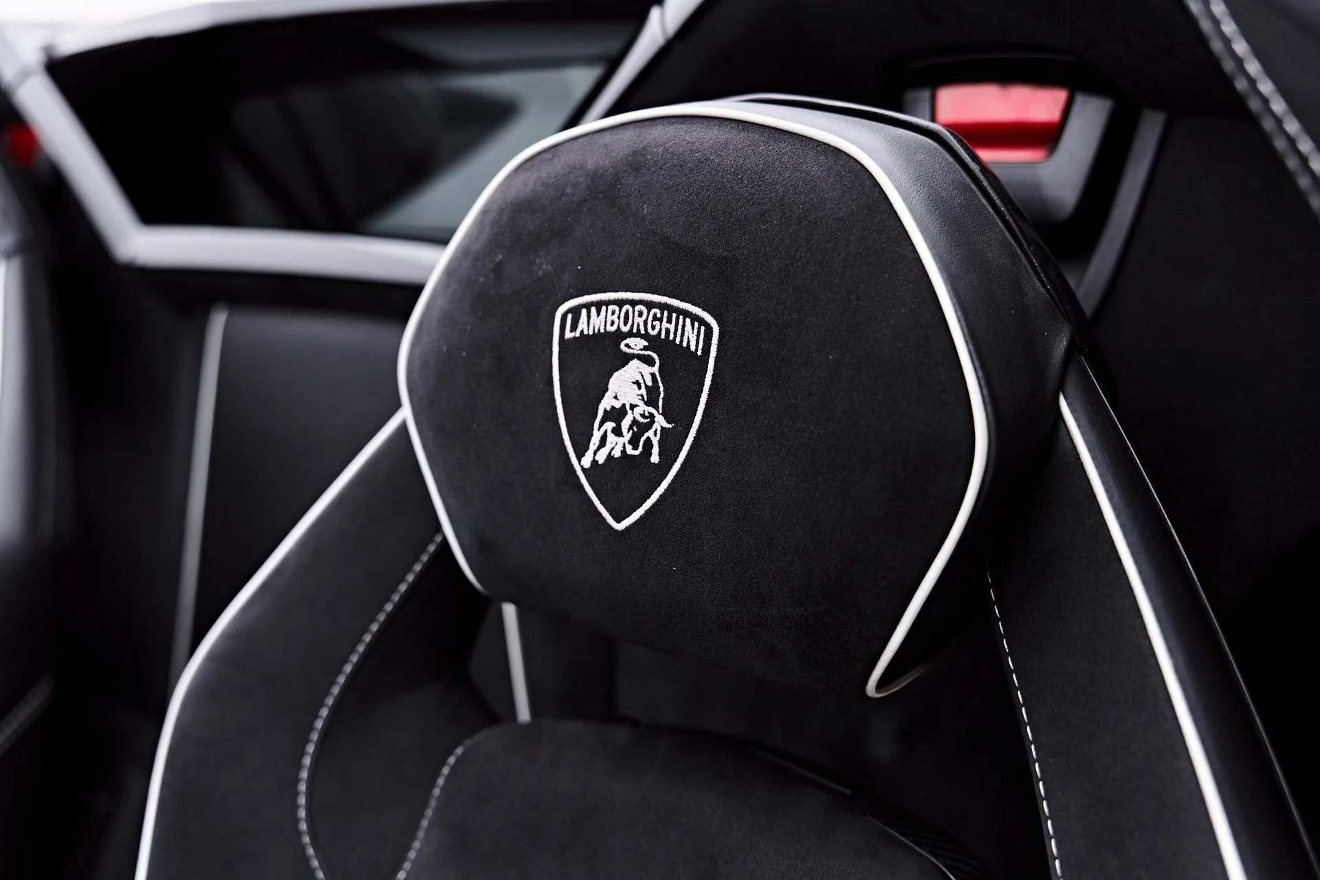 mph071_2725444798_Used_2016_Lamborghini_Aventador_LP_750_4_Super_Veloce_1785199509_ed3b717a92