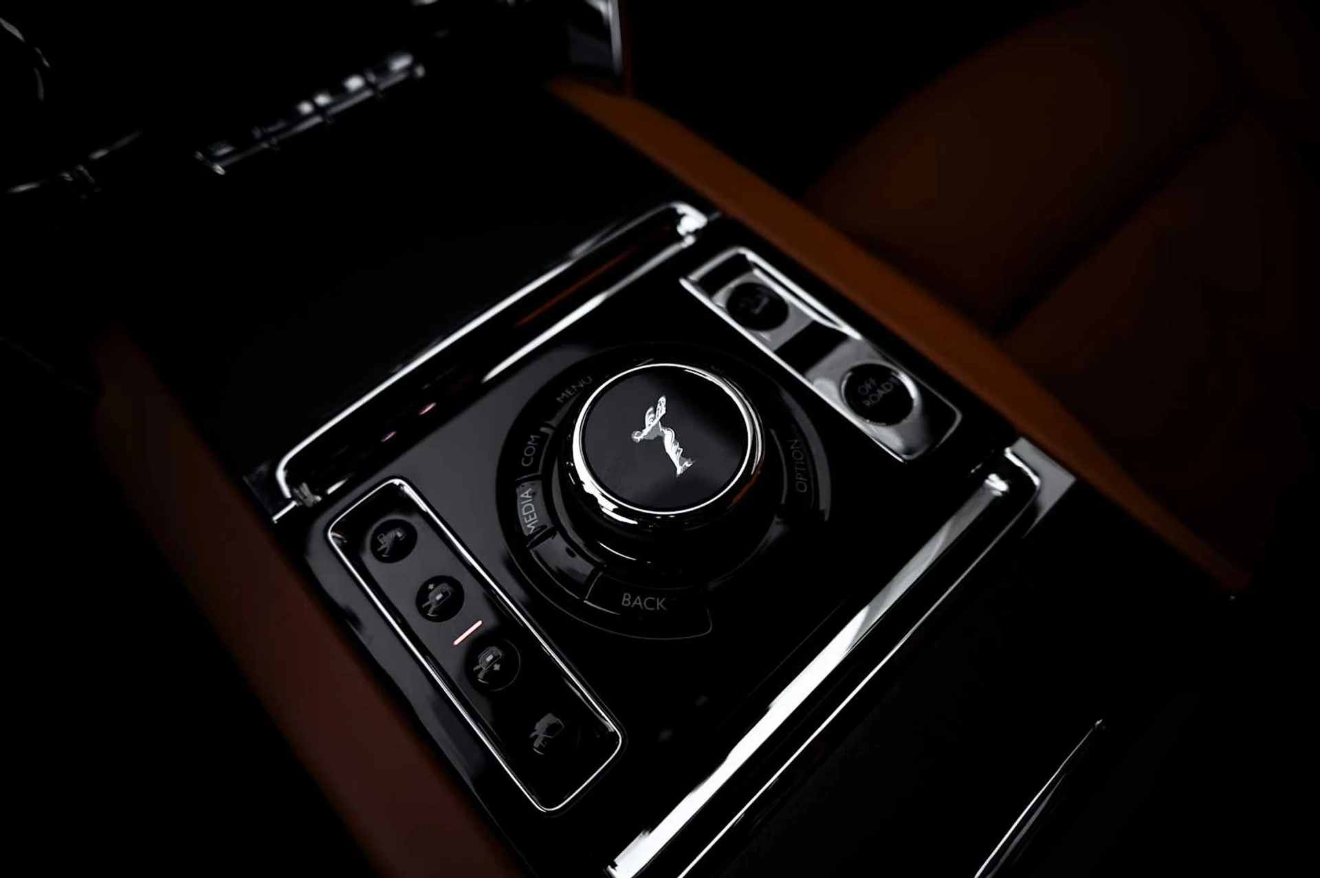 mph071_2789457933_7fbe8d777deb5b0b38d6ea9330af9b96x_2ea67f885b