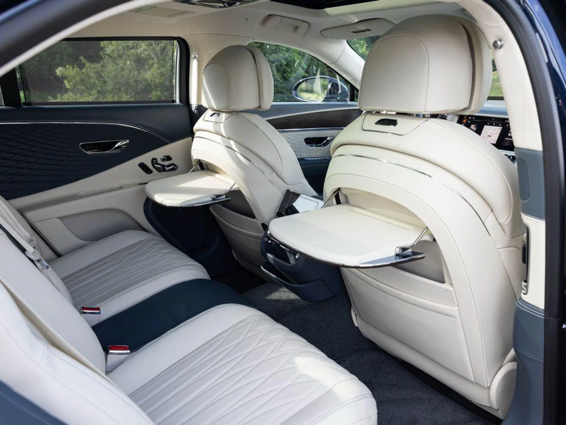 mph071_2918386884_515382885_69f3604d087c98a25cbbb48b_8c79f825cd