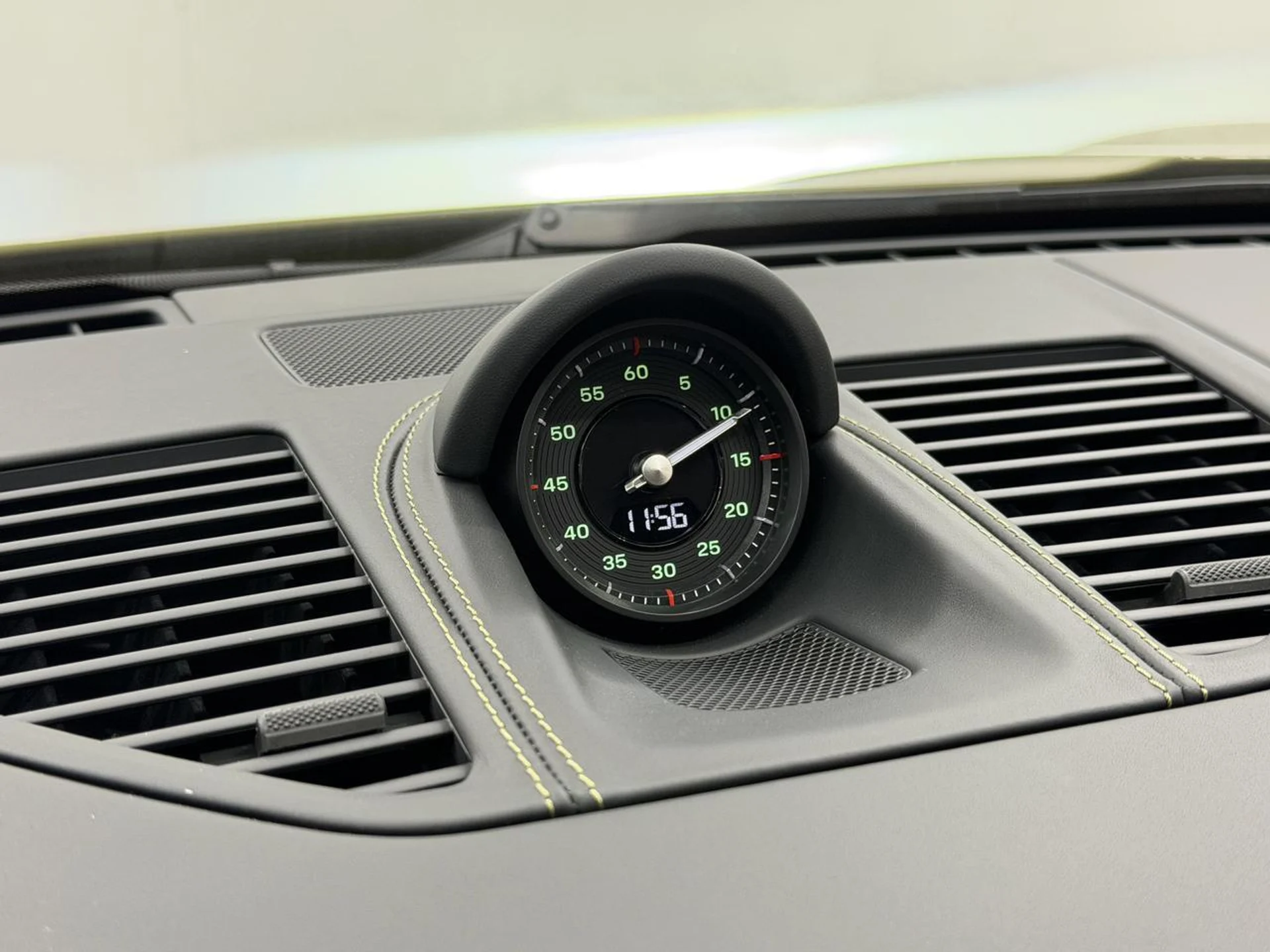 mph071_2999971794_8cfec55d236e0f4aec2060e0308b2ad9_991f14dbda