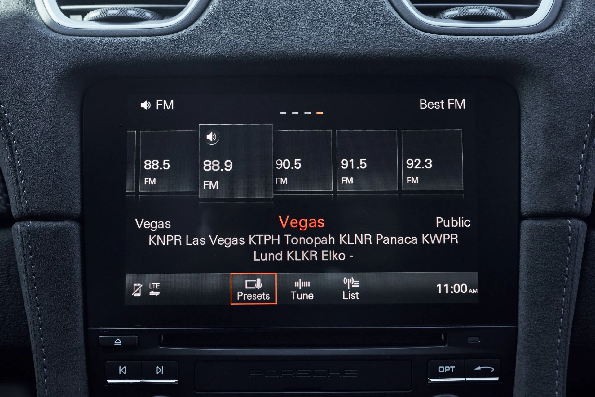 mph071_3039591503_Used_2023_Porsche_718_Cayman_GT_4_RS_1760748985_37182a2175