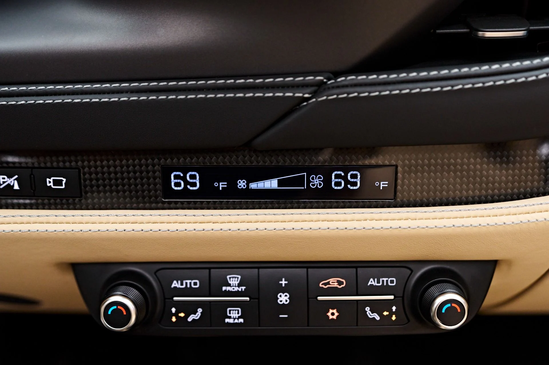 mph071_3120076710_Used_2022_Ferrari_F8_Spider_Base_1769106989_abd4656424