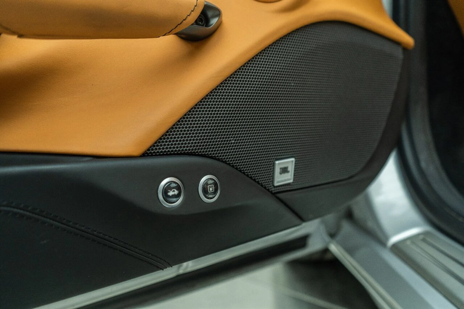 mph071_3147111180_e4f2f4ae64_1280_b78d7f3c7b