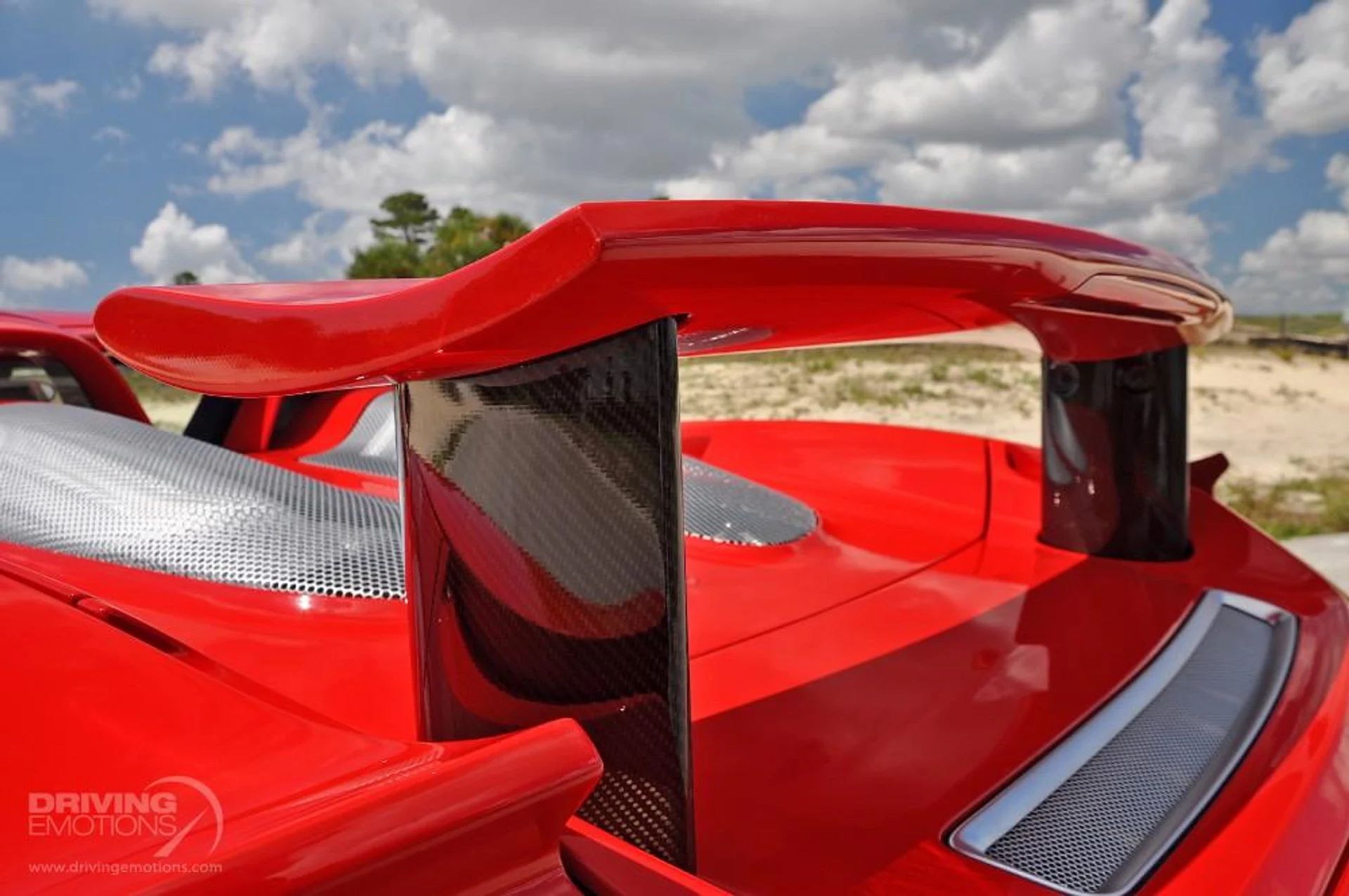 mph071_3220924931_186_p72_l_204fb30720