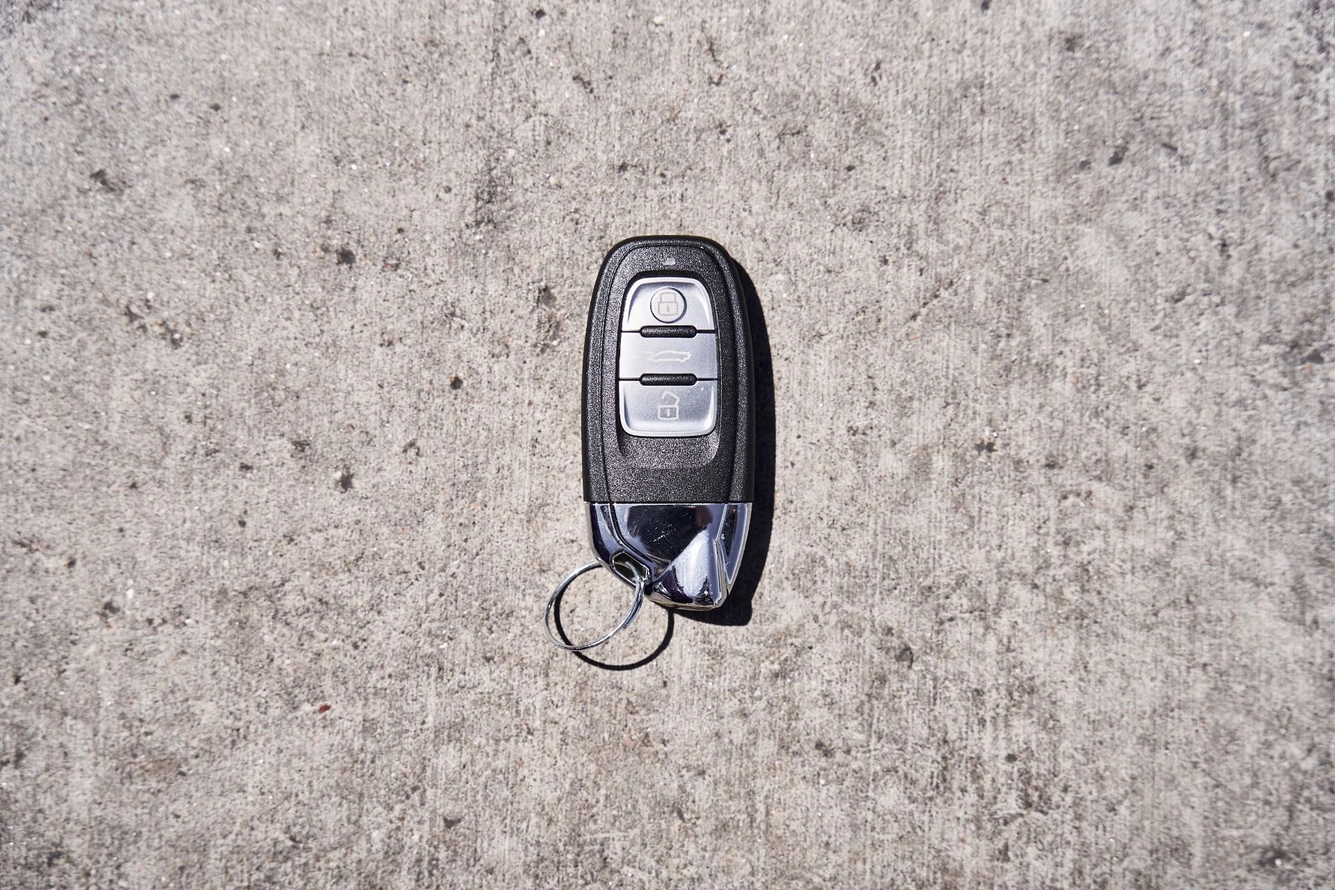 mph071_3228872274_Used_2024_Lamborghini_Huracan_EVO_Base_1776733965_0cb679f5fd