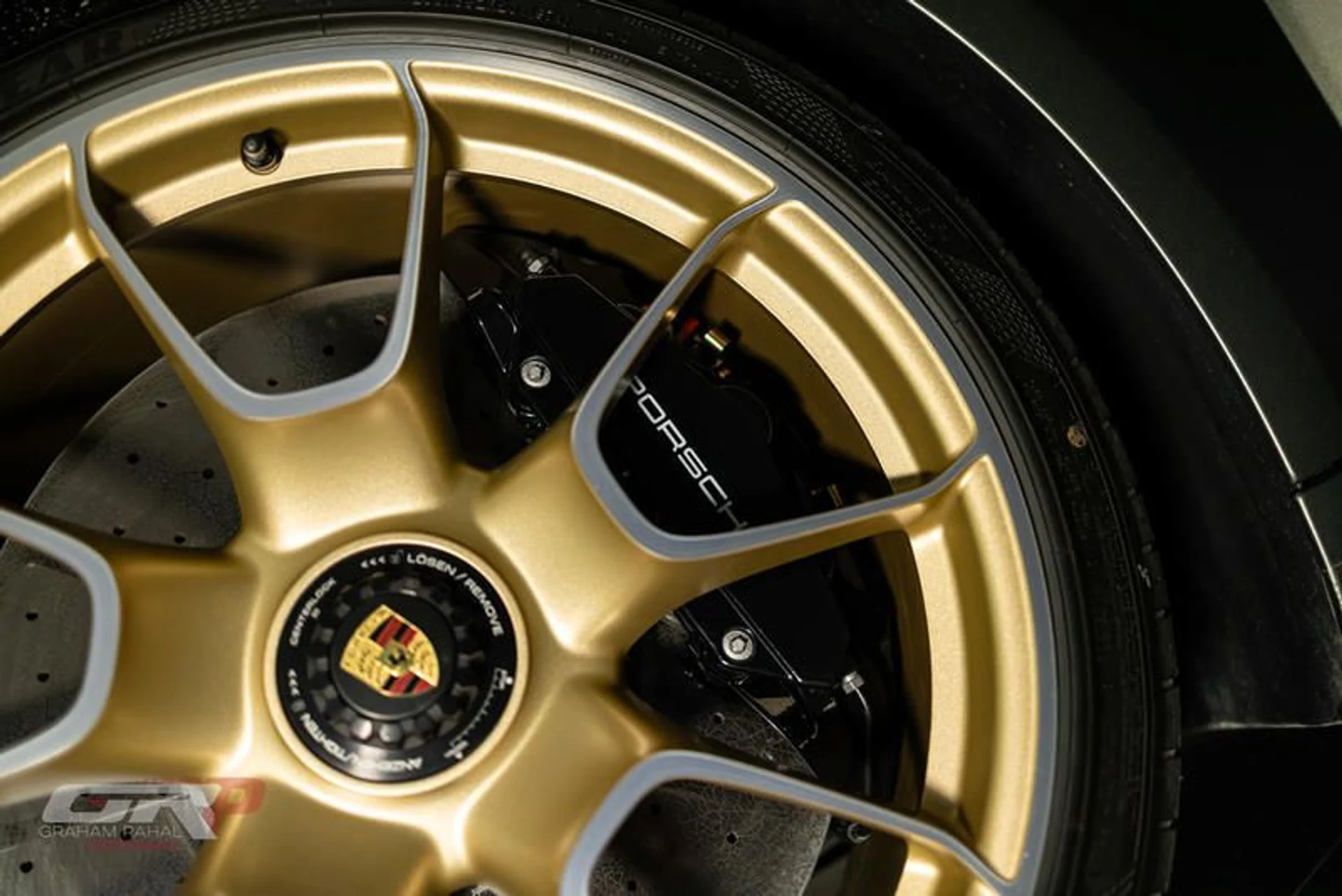 mph071_3255598269_768665_D7_6_C41_4_A3_D_B11_D_43937_FA_6_F80_B_2fe84e3158