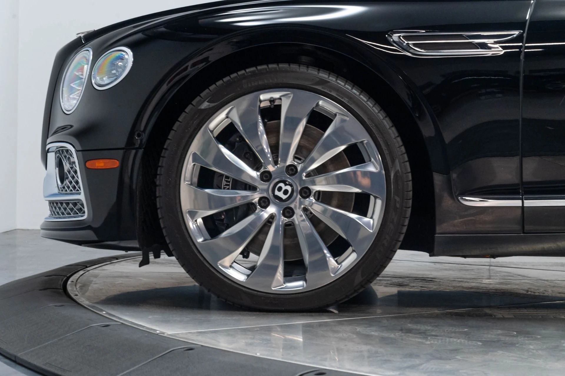 mph071_3281119058_Used_2020_Bentley_Flying_Spur_W12_1785337642_2593c54174