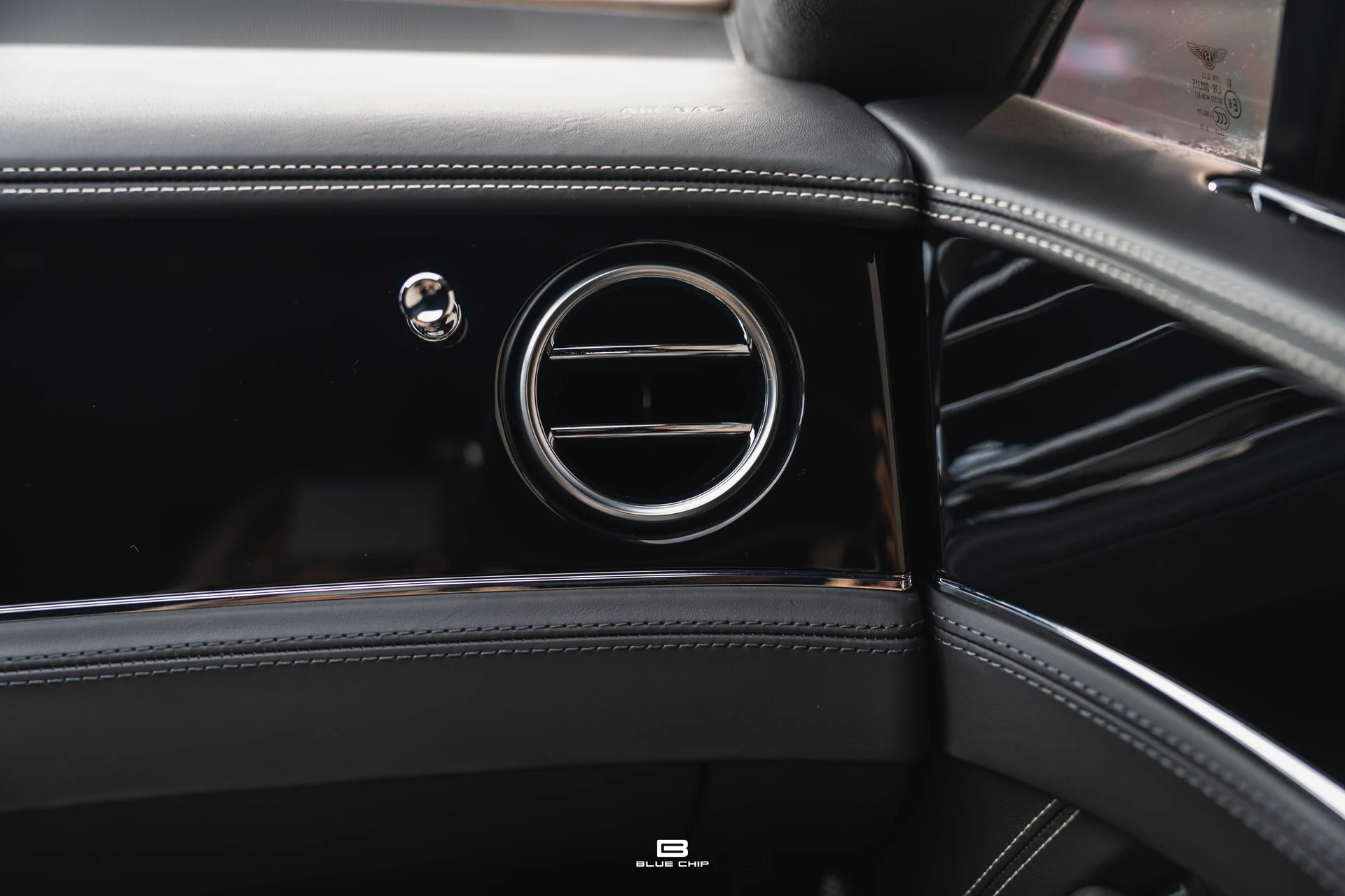 mph071_3289039250_692480408fb0f2f7912c2215_DSC_03205_8c52665d92