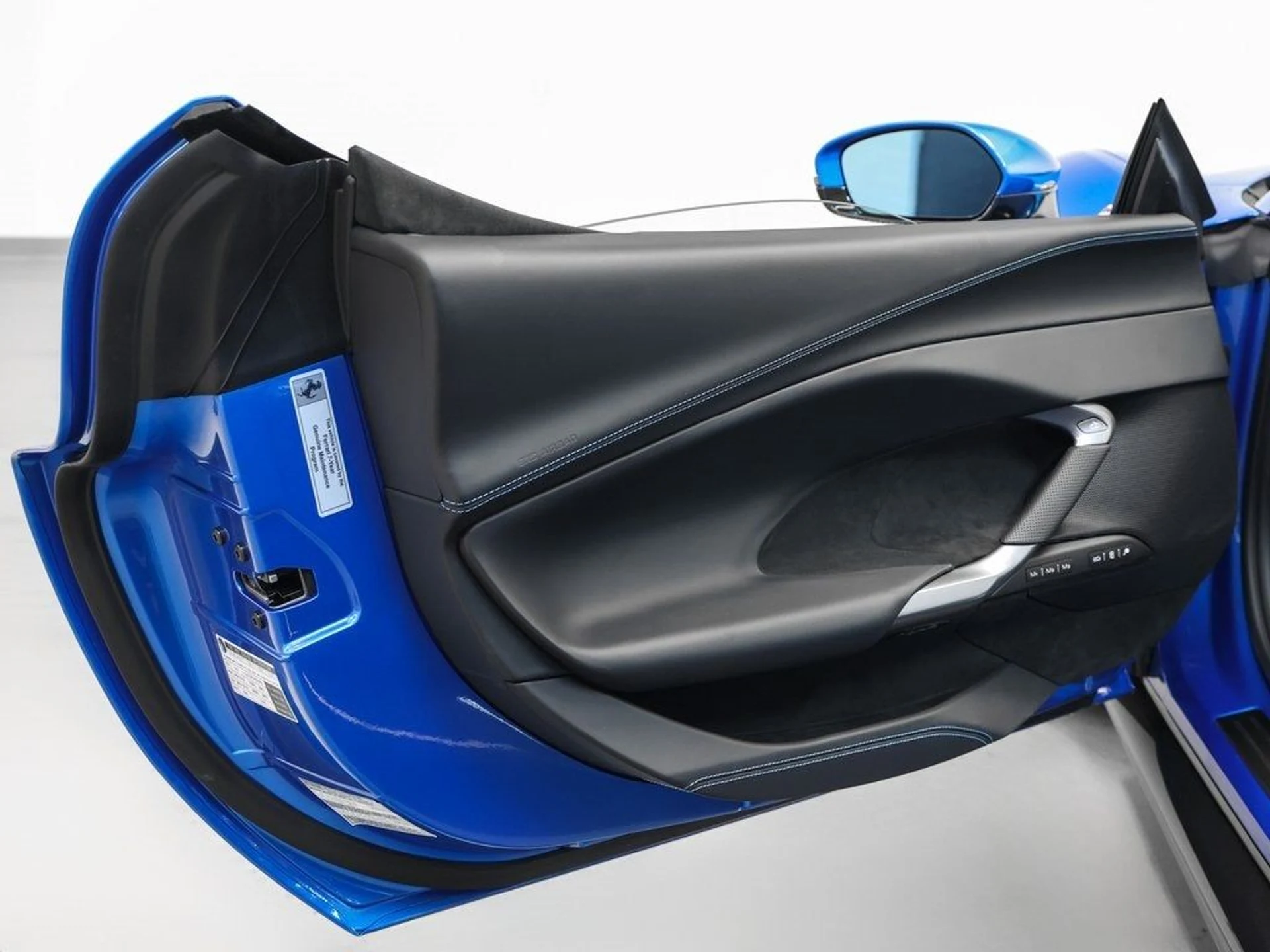 mph071_3393125677_72_631ca64990