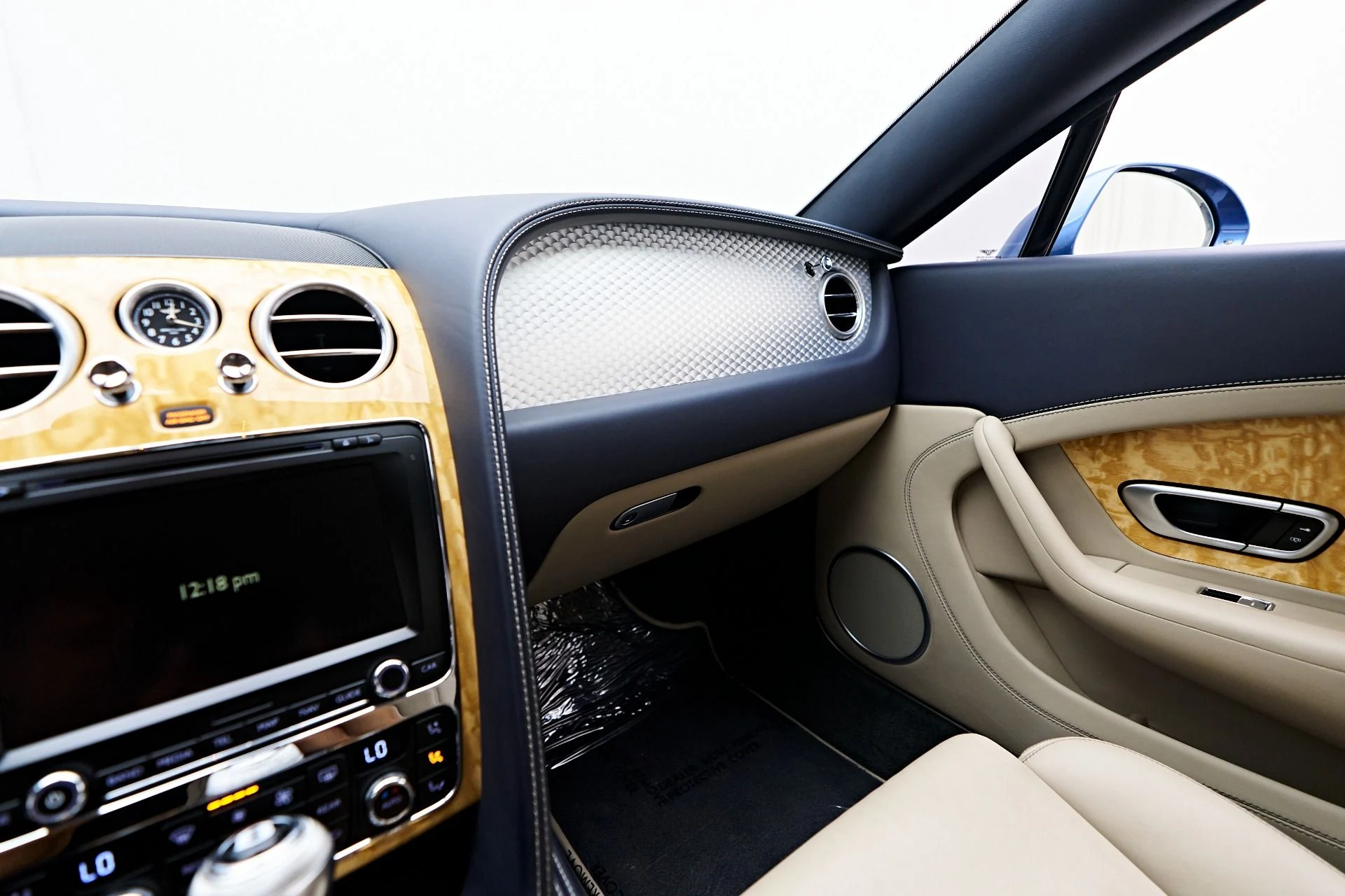 mph071_3396212687_Used_2015_Bentley_Continental_GT_V8_S_1756433039_7a2d040438