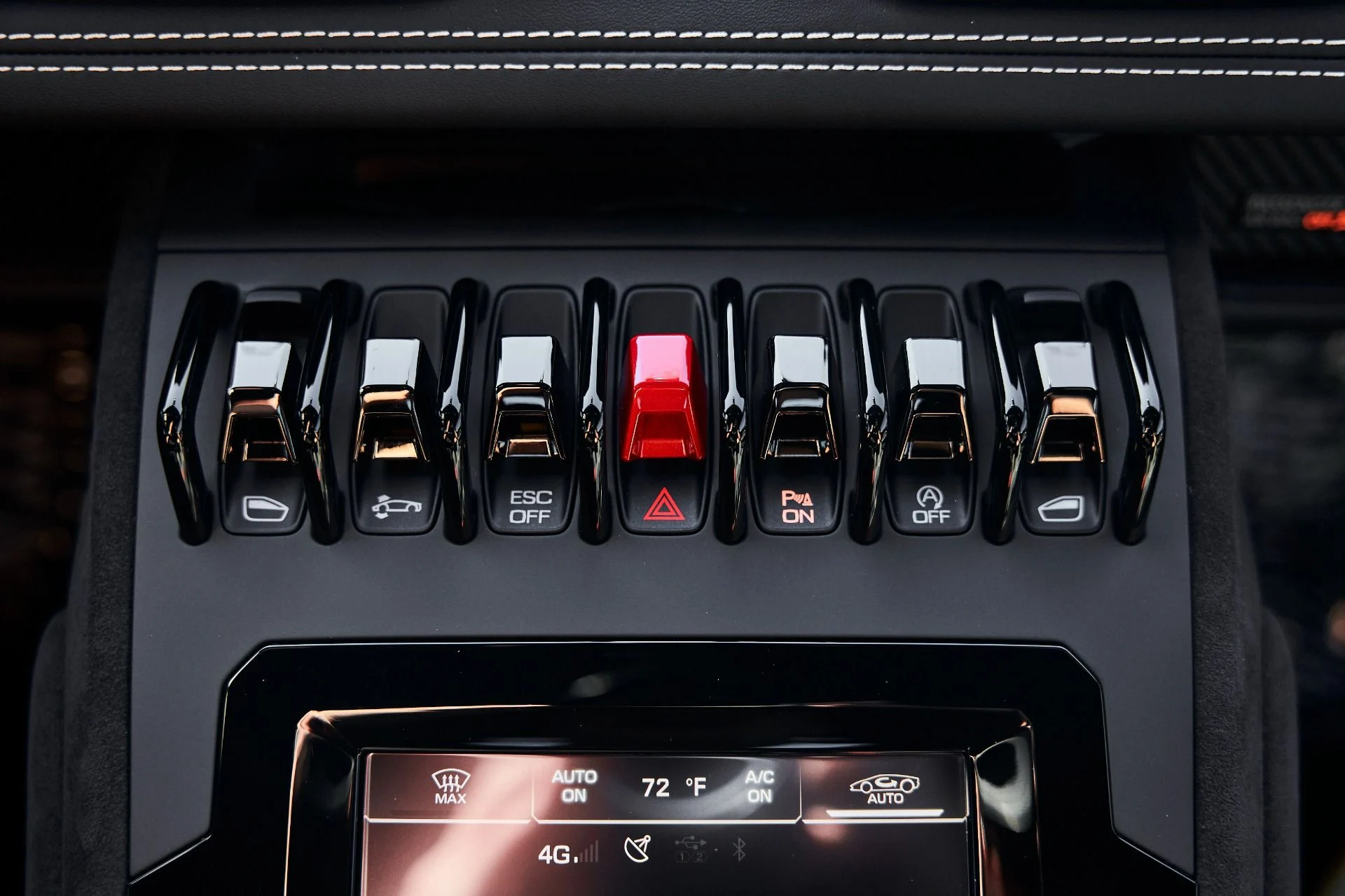 mph071_3445590071_Used_2023_Lamborghini_Huracan_Tecnica_Base_1774403304_e9467c4203