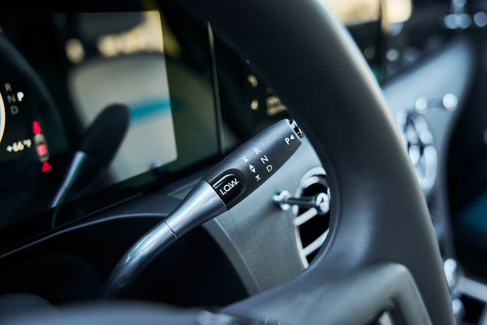 mph071_3648598493_Used_2025_Rolls_Royce_Ghost_Base_1770087510_b7361ca536