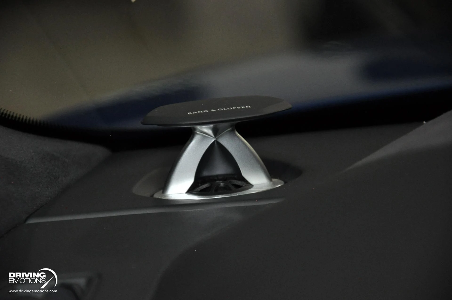 mph071_3650525107_801_p72_l_e5d1d825ba