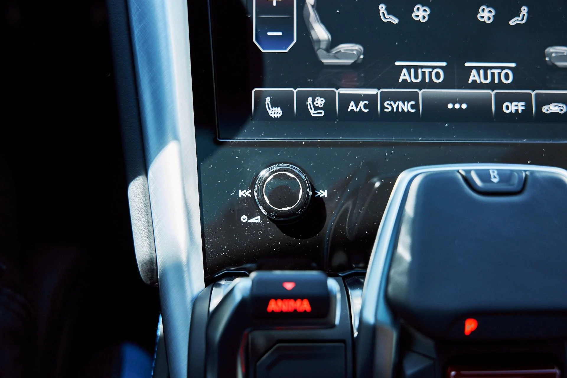 mph071_3765862280_Used_2024_Lamborghini_Urus_S_1775866805_182bcdb593