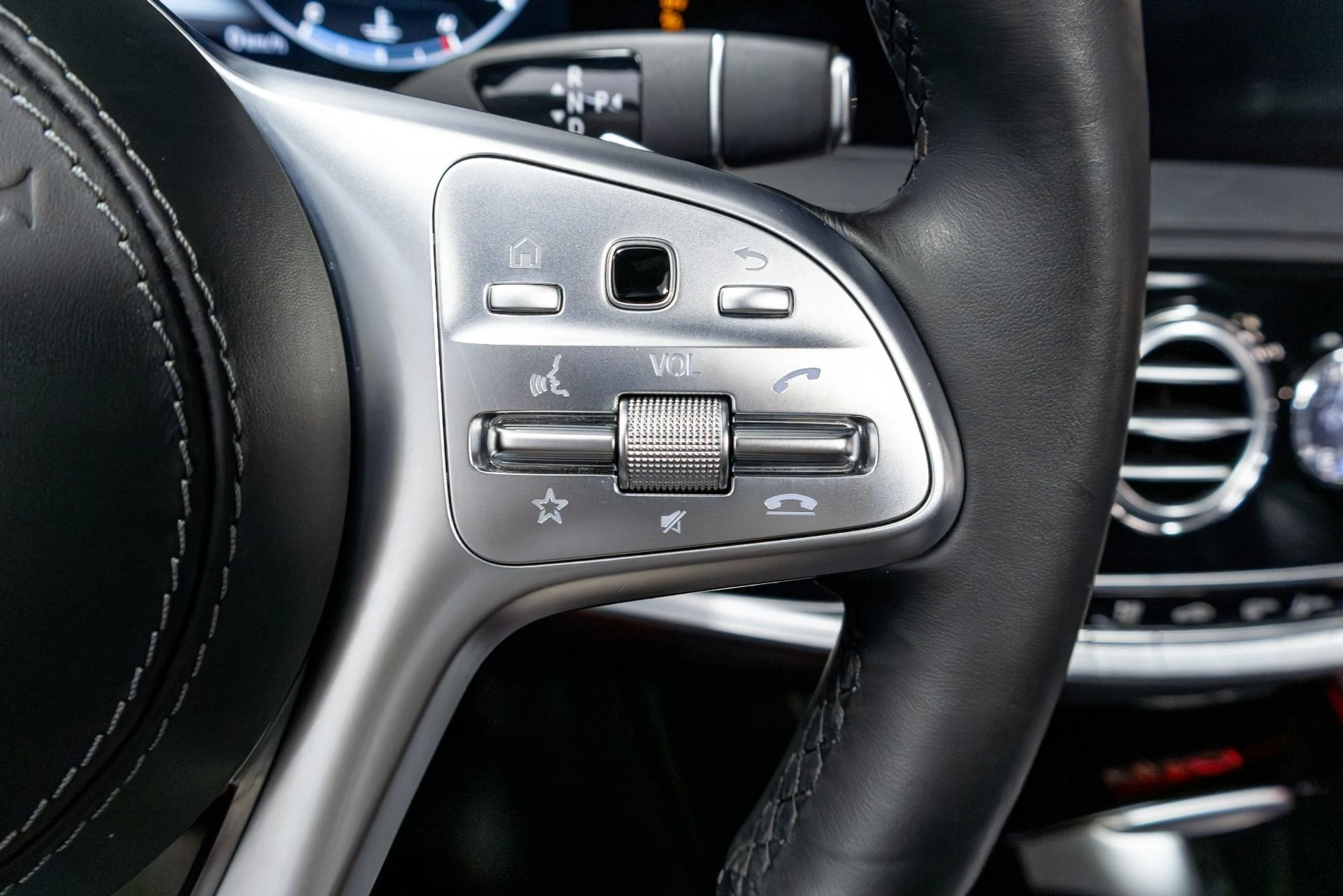 mph071_3782812953_Used_2020_Mercedes_Benz_S_Class_Maybach_S_650_1773874988_2fc9e7789e