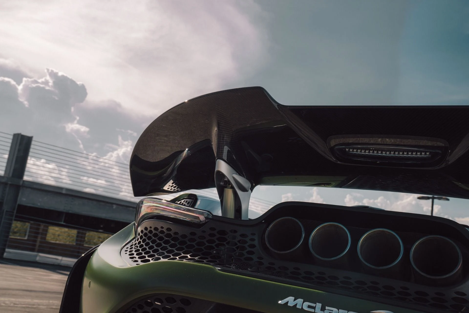 mph071_3979216865_Used_2022_Mc_Laren_765_LT_Spider_MSO_27000_MATTE_URBAN_GREEN_PAINT_570000_MSRP_HRE_UPGRADES_1765304765_7fcd257727