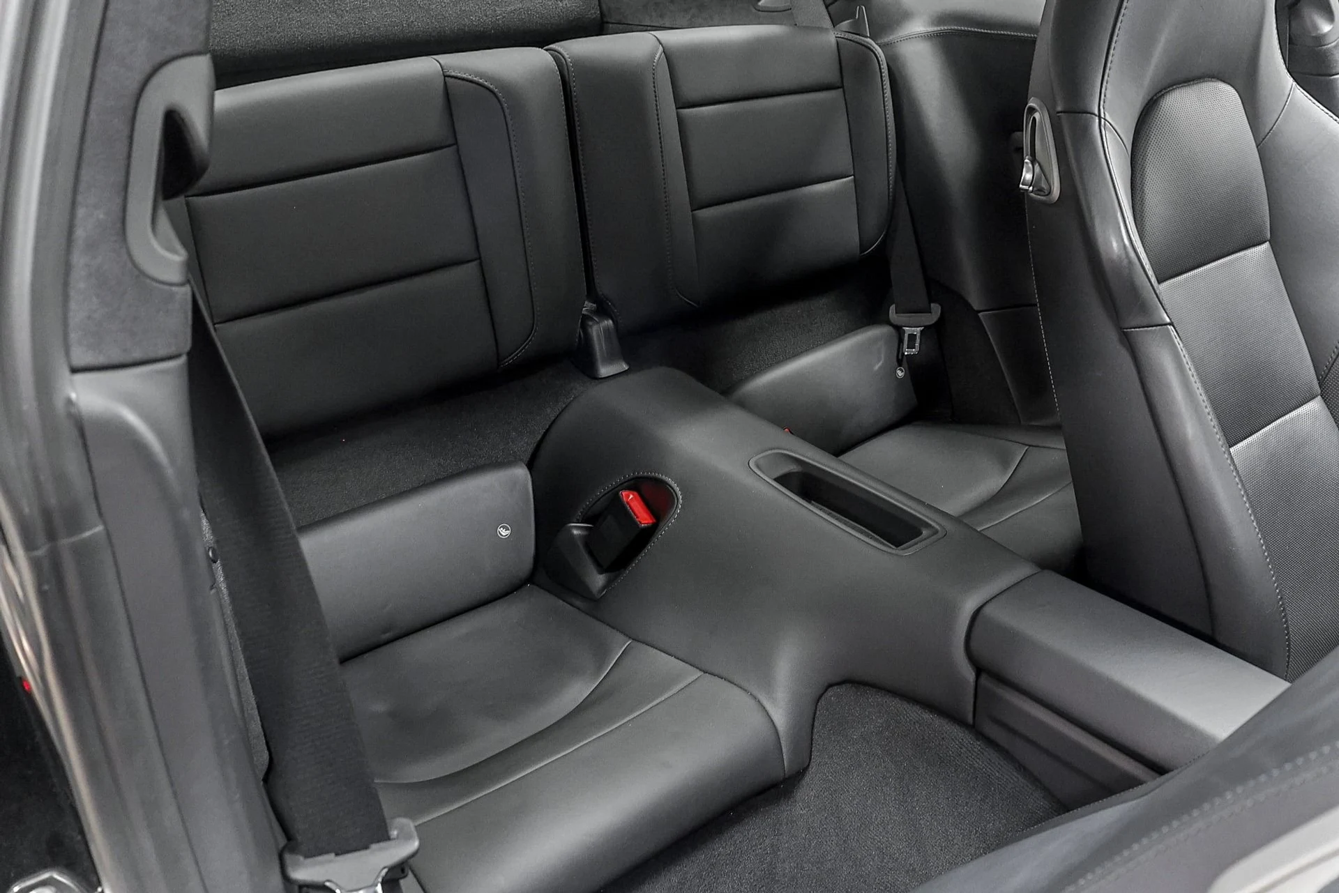 mph071_398167543_Used_2015_Porsche_911_Turbo_S_1761834686_5c0520c15e