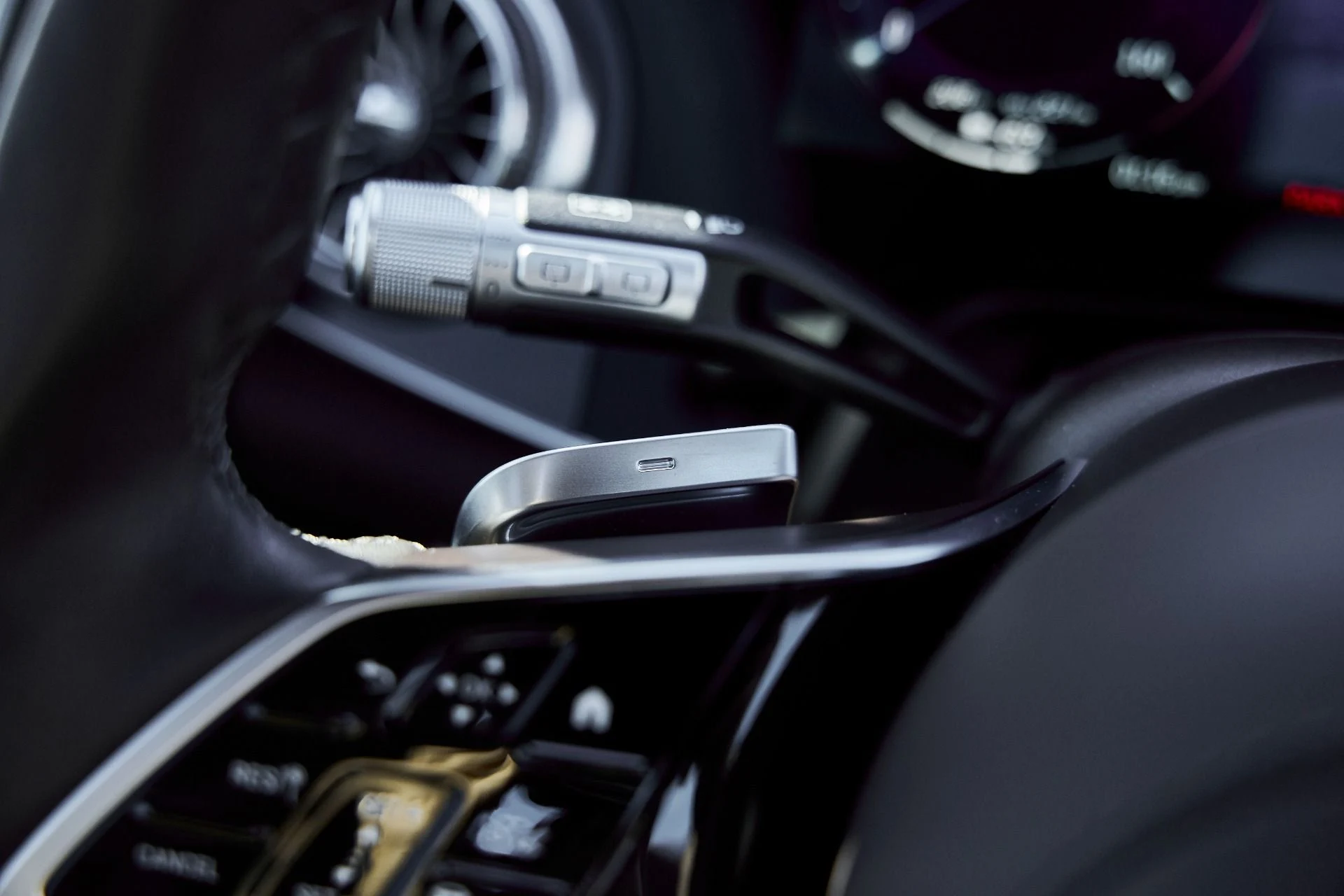 mph071_4085306976_Used_2025_Mercedes_Benz_EQS_Maybach_EQS_680_1770508841_03f5628a79