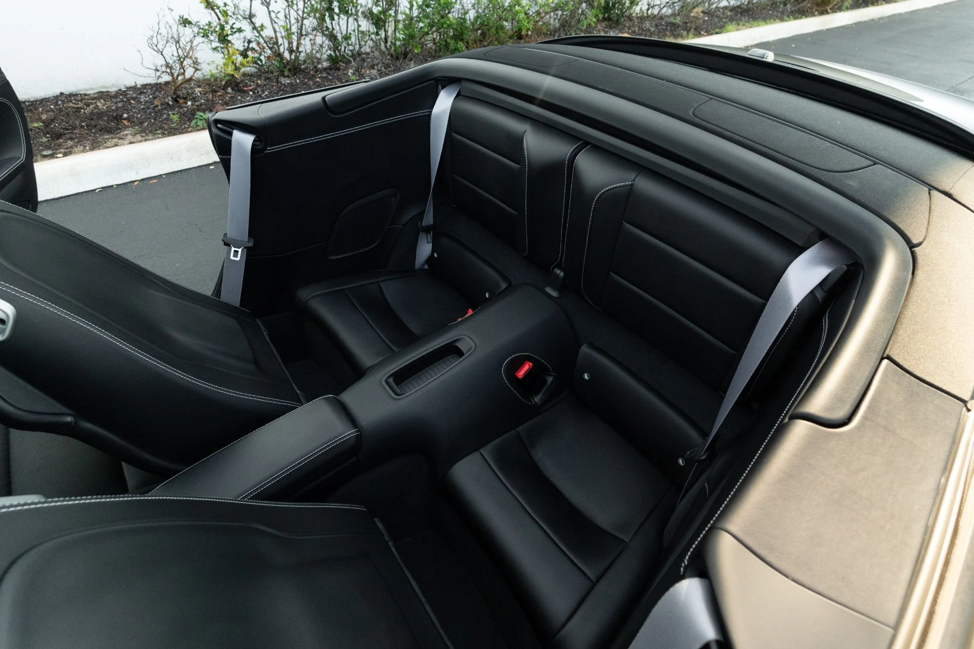 mph071_4095222341_Used_2019_Porsche_911_Turbo_S_1766778231_13d978be4f