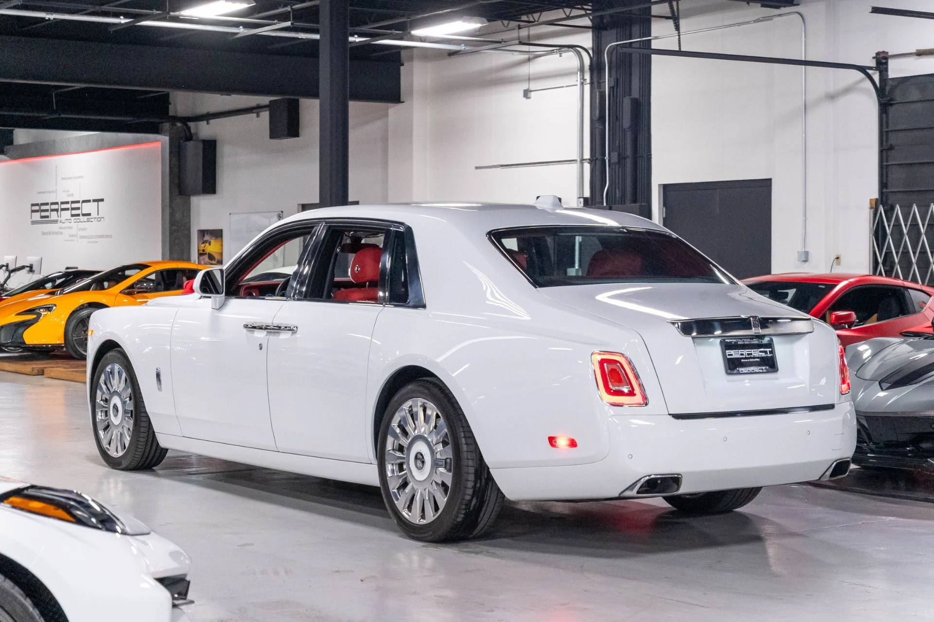 mph071_4121396555_Used_2019_Rolls_Royce_Phantom_1787168421_e158cdc85c