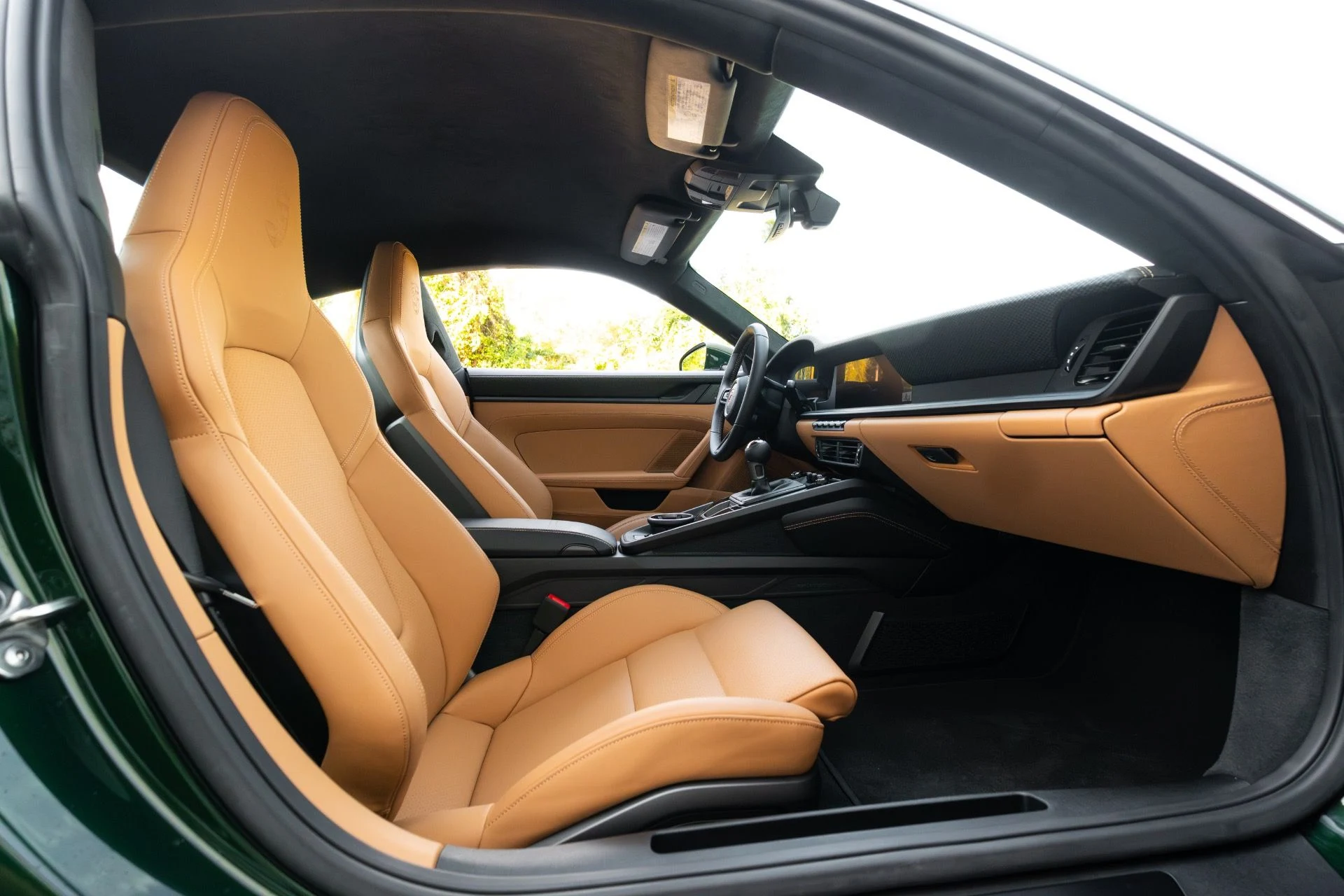 mph071_4126732838_Used_2026_Porsche_911_GT_3_Touring_1770143984_fcd2f22b1f