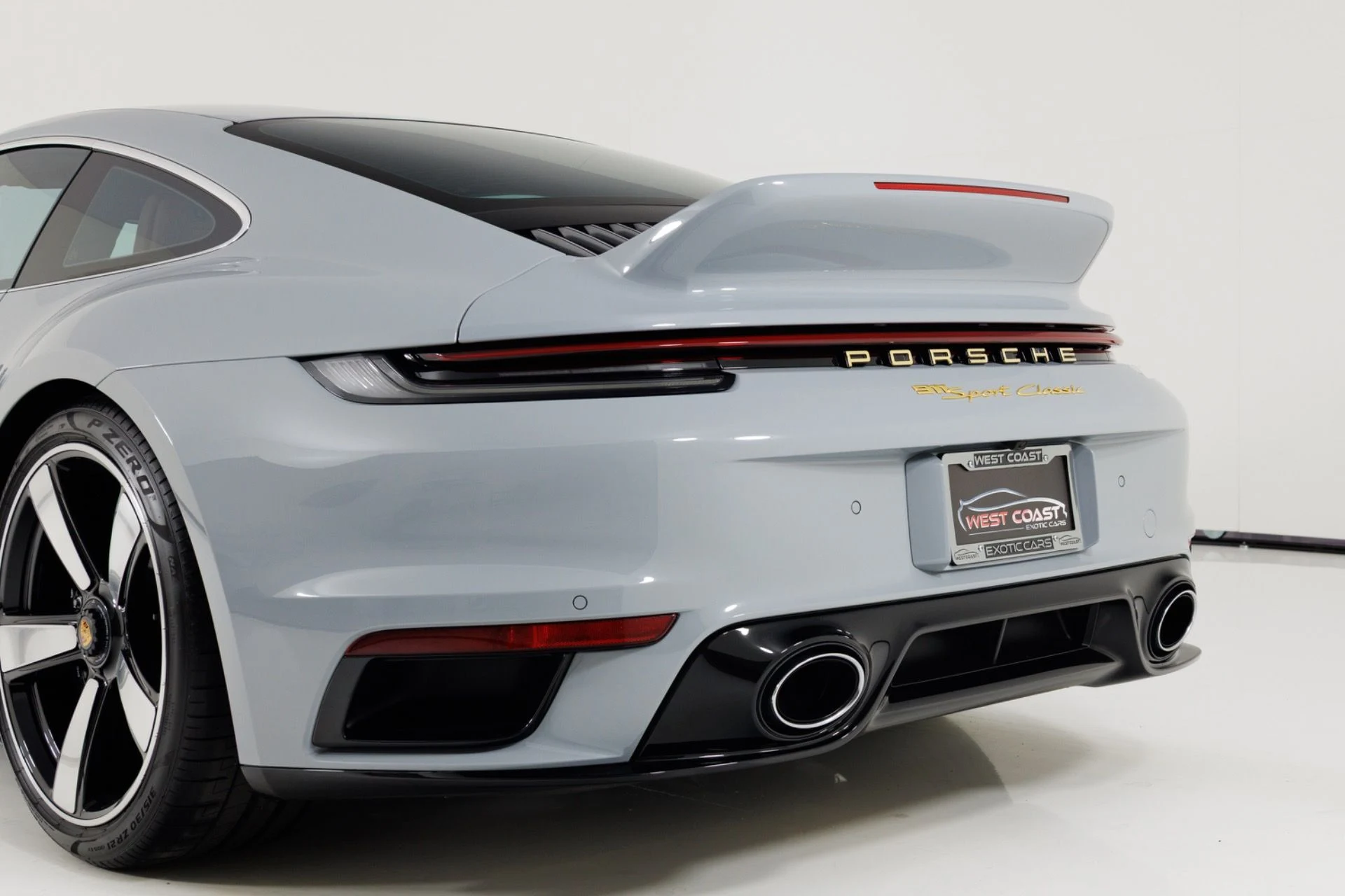 mph071_426056578_Used_2023_Porsche_911_Sport_Classic_1775497658_42e1fbc150
