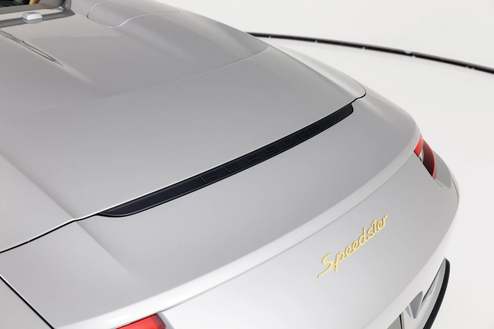 mph071_475324005_Used_2019_Porsche_911_Speedster_1790794396_c88bef4100
