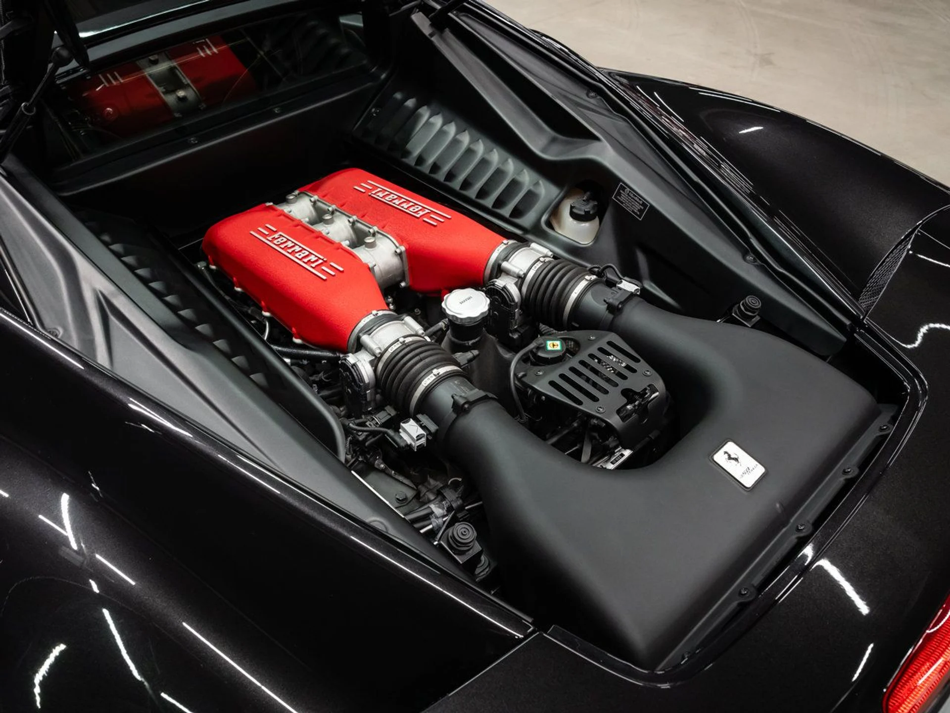 mph071_518836311_ferrari_458_italia_2015_96a68b4536