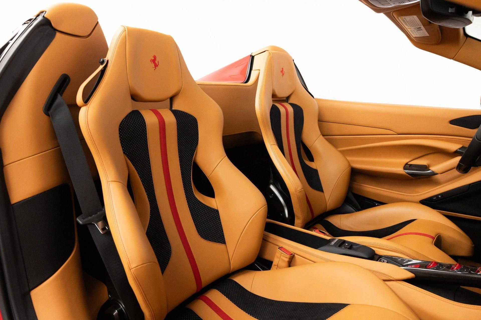 mph071_548699310_Used_2021_Ferrari_F8_Spider_1788440850_802a112e62