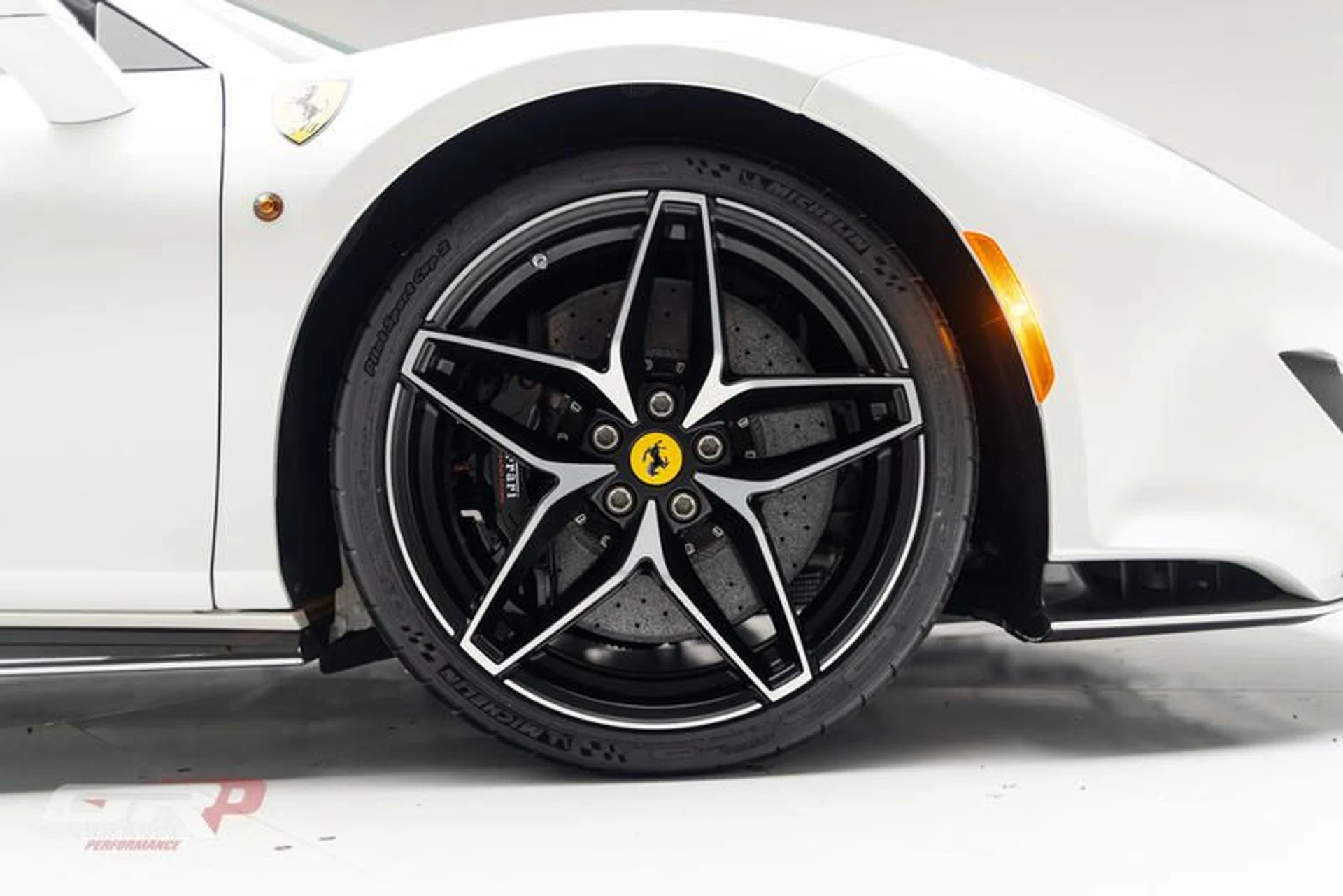 mph071_641599803_FAF_075_EB_1272_4_FD_0_A24_E_95_D8_C1_A1_F57_B_5d5f9e3bcd