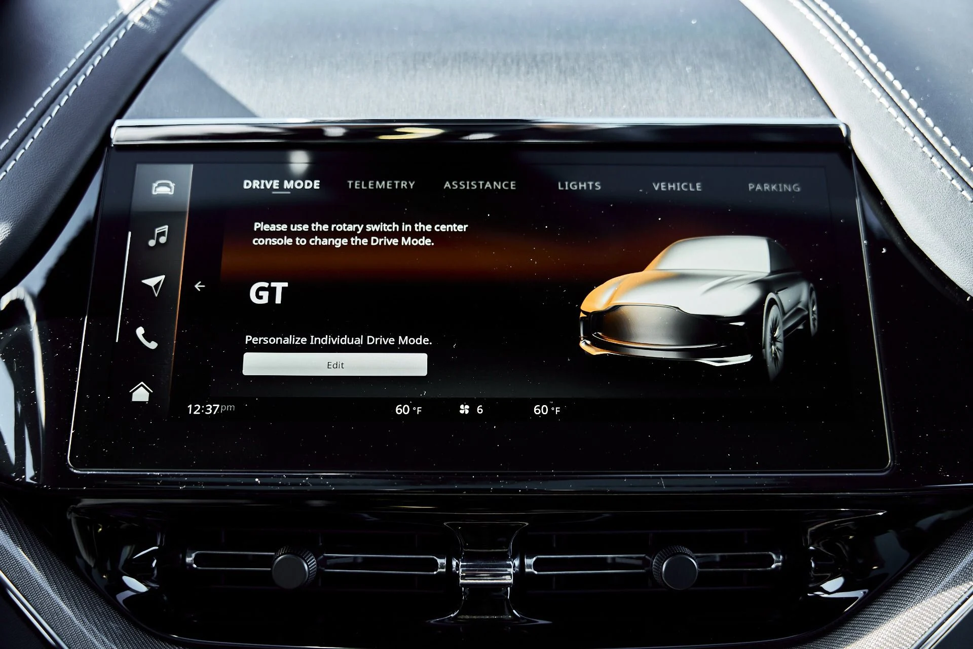 mph071_643110436_Used_2025_Aston_Martin_DBX_707_1767063279_4043d61657