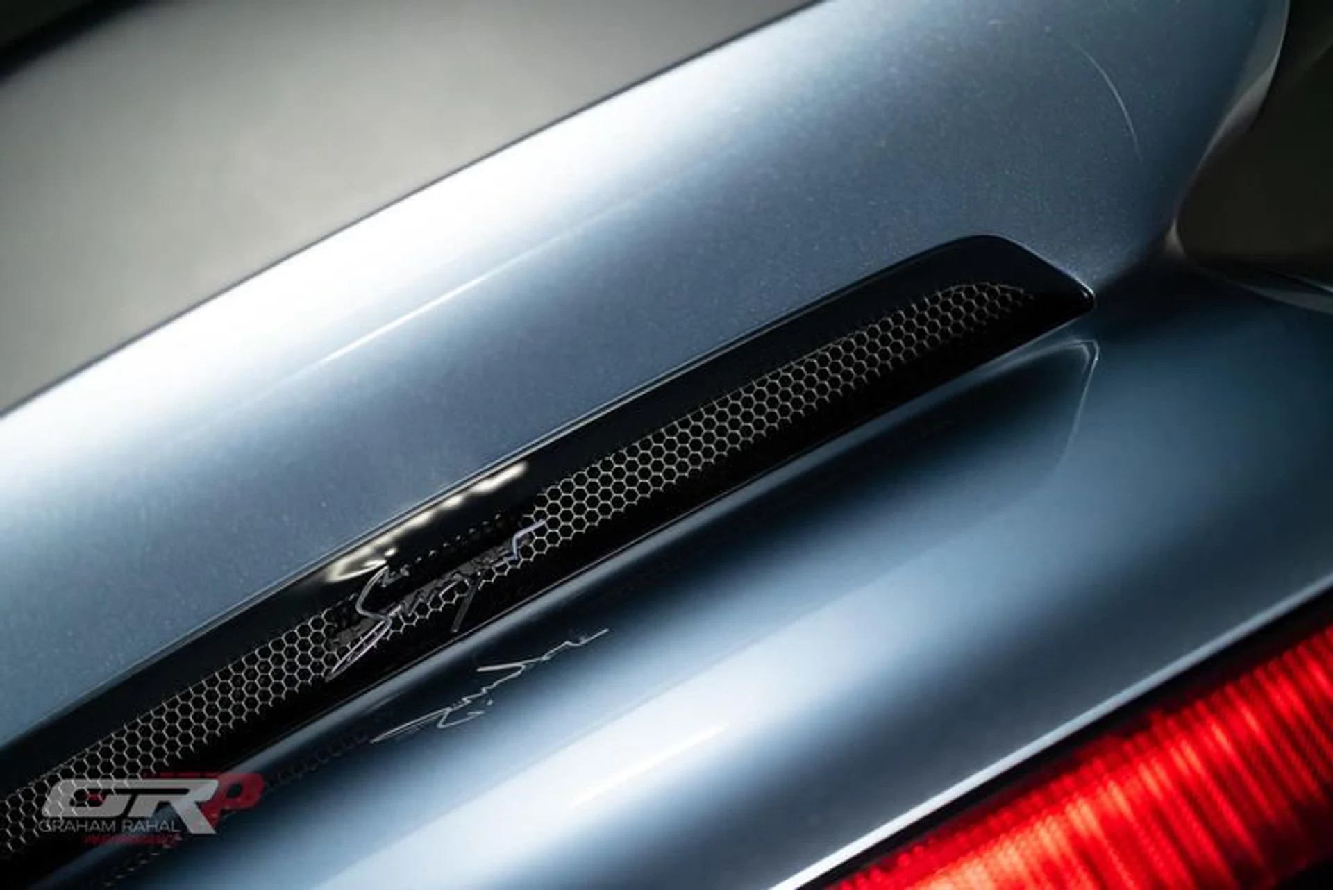 mph071_650333363_A9511_C9_F_27_DC_48_F2_97_D7_98023_CF_9_CE_97_3c855c8e1a