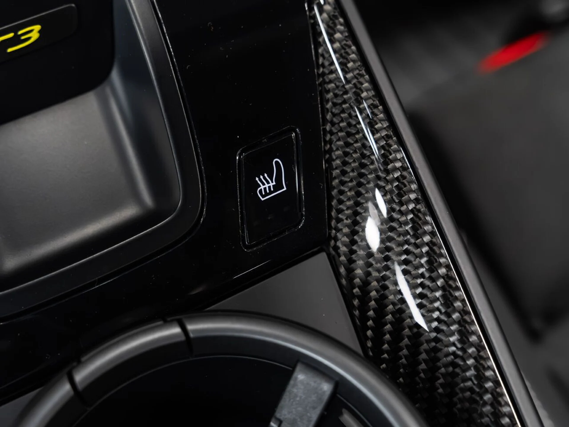 mph071_705451091_porsche_911_2022_5a113860d0