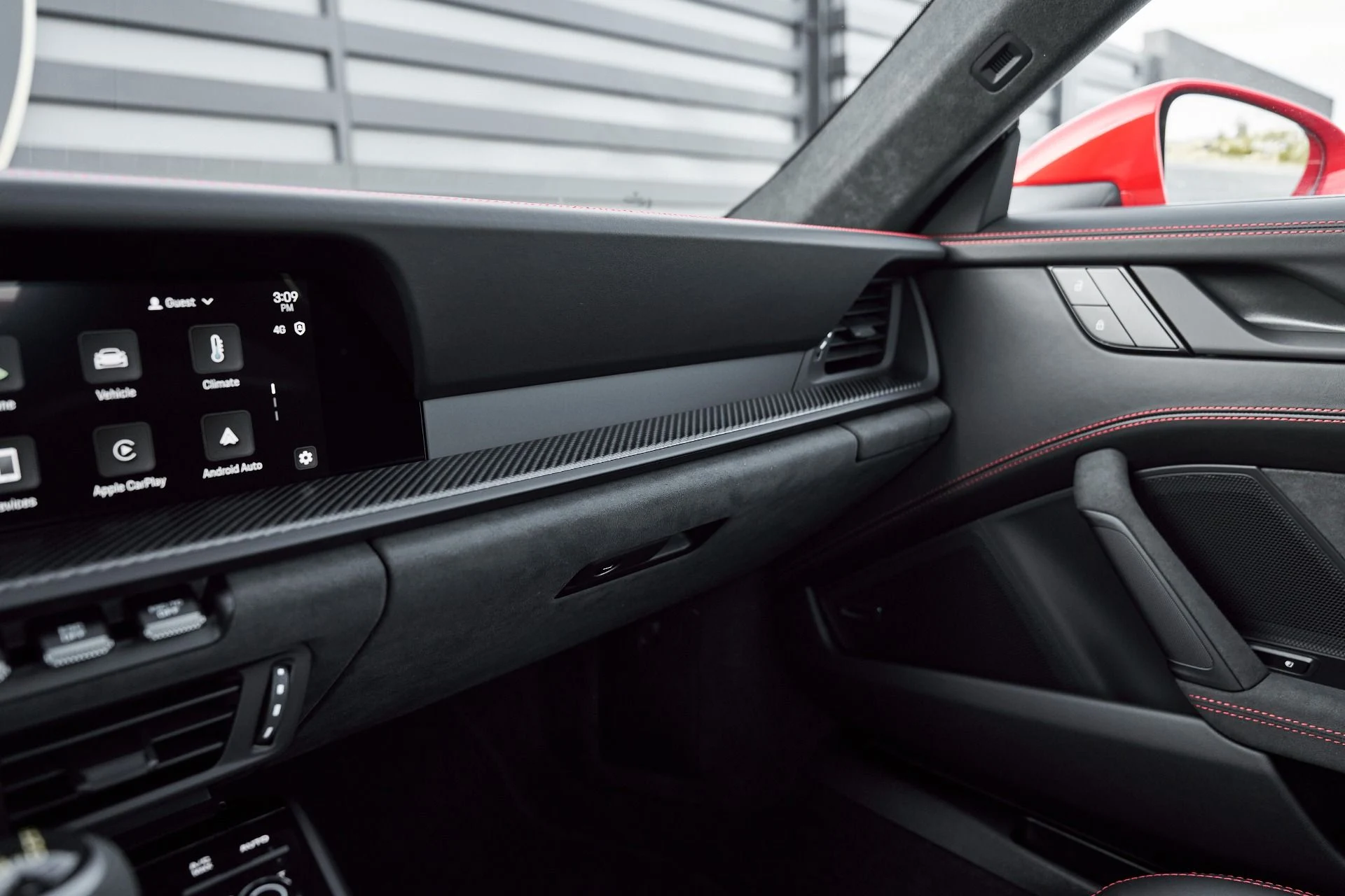 mph071_706081973_Used_2025_Porsche_911_GT_3_1766514544_88706b02ff