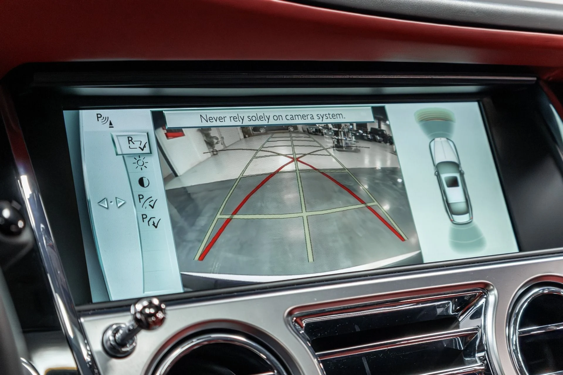 mph071_730184871_Used_2014_Rolls_Royce_Wraith_1768708203_967d7490fb