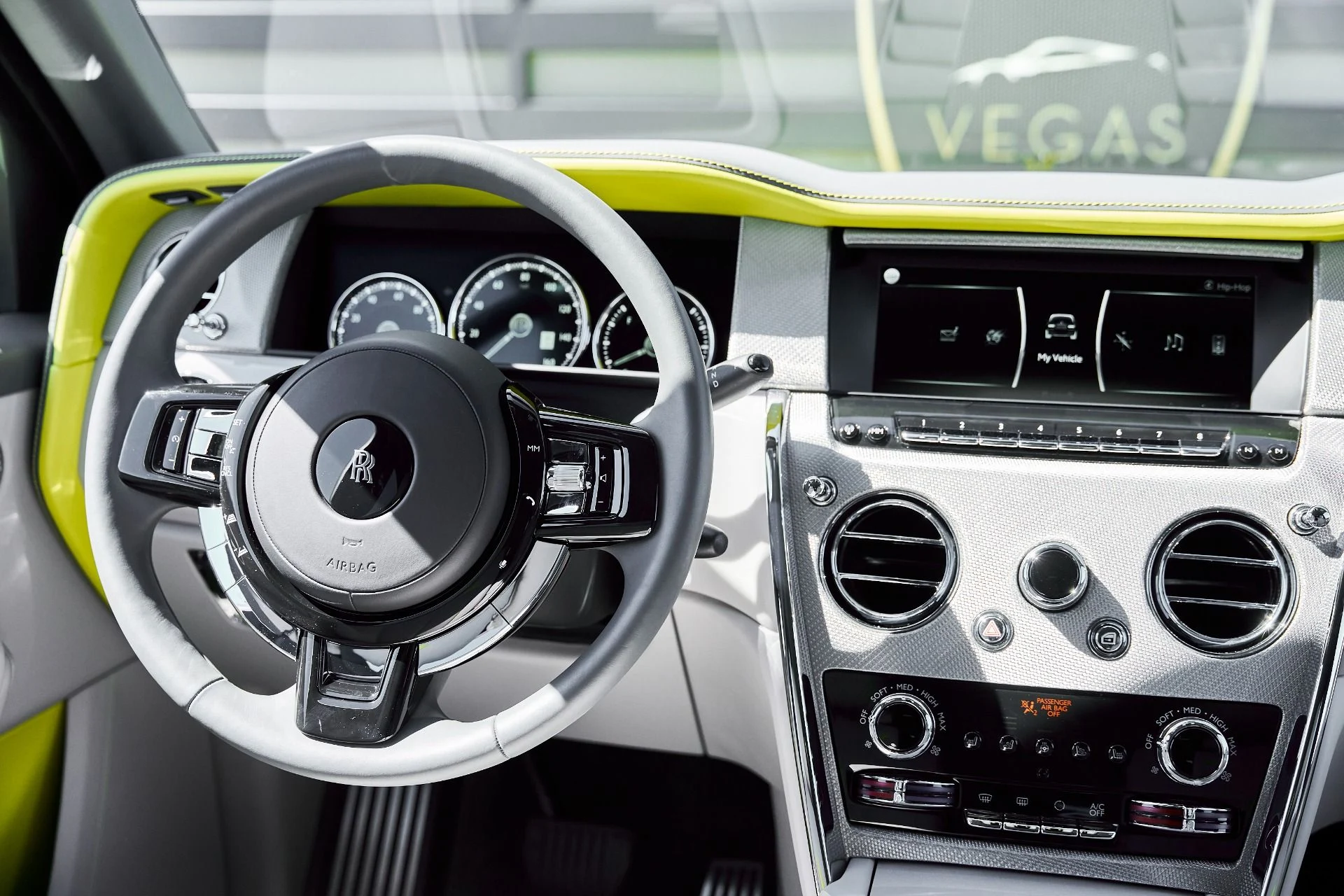 mph071_736564318_Used_2024_Rolls_Royce_Cullinan_Base_1773162683_43a4e85175