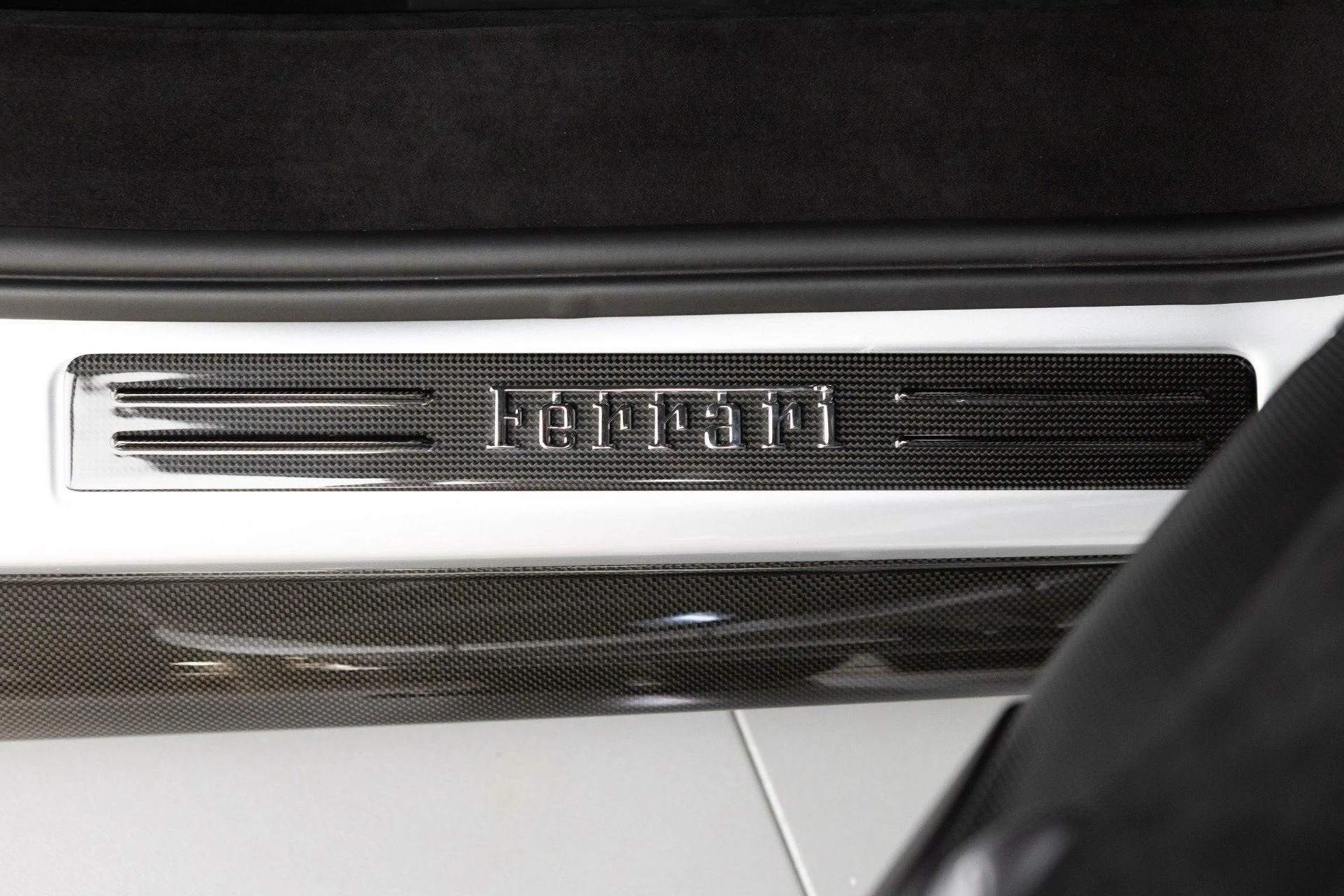 mph071_828288345_Used_2024_Ferrari_296_GTB_1777367722_ae2cbe6c2e