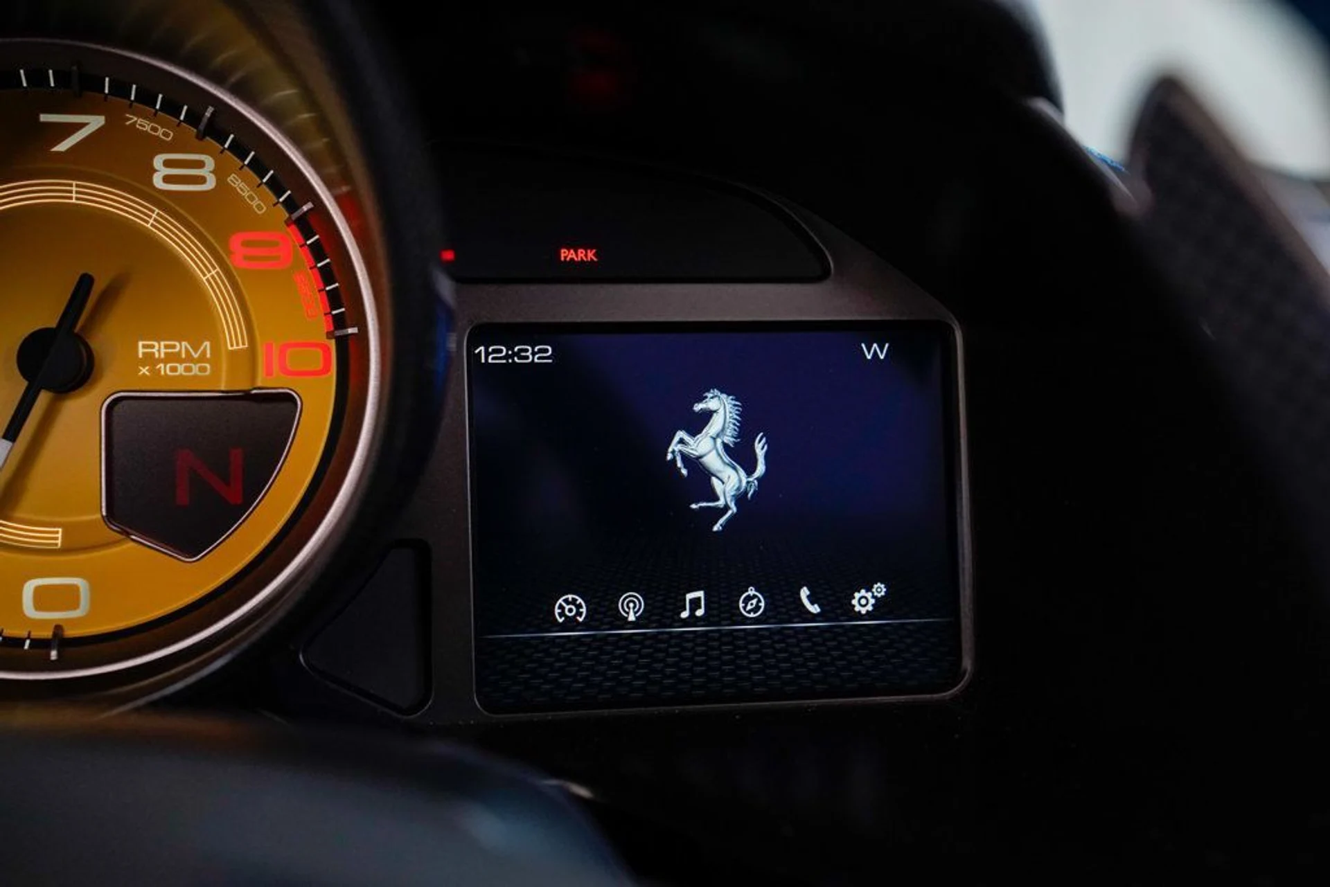 mph071_868575414_used_2022_ferrari_812_gts_convertible_14354_22898644_72_1024_a56fb35c76