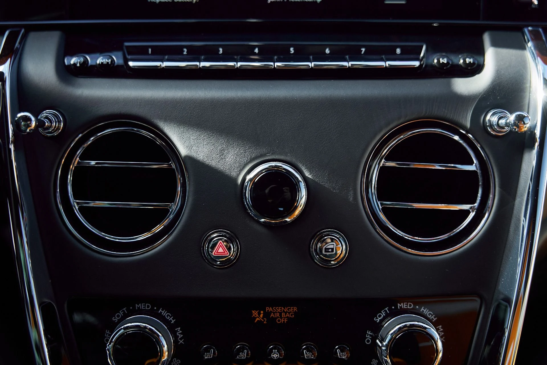 mph071_892652146_Used_2026_Rolls_Royce_Cullinan_Base_1766884847_d8dad3130e