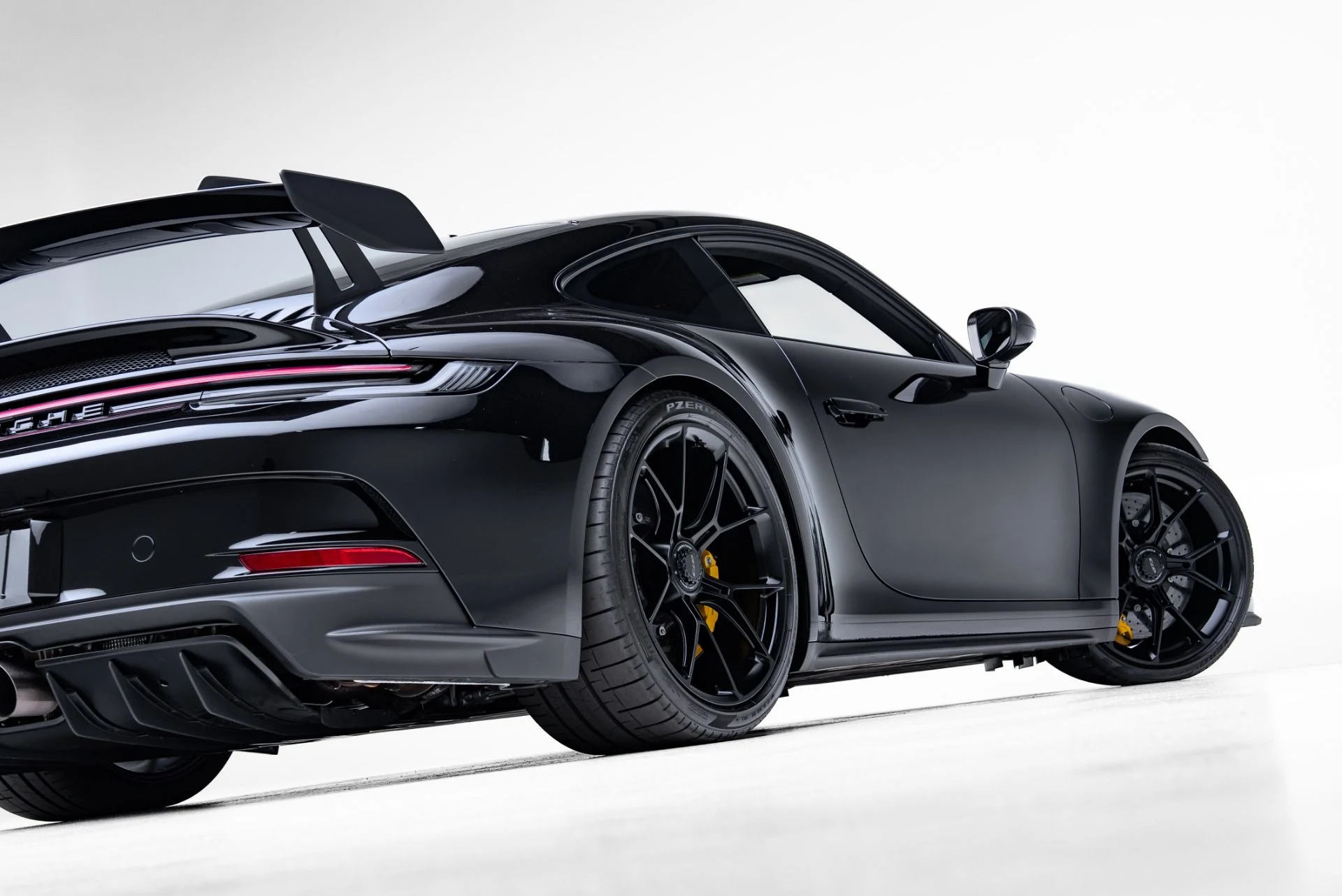 mph071_896383577_Used_2022_Porsche_911_GT_3_1773417926_e8e5597f38