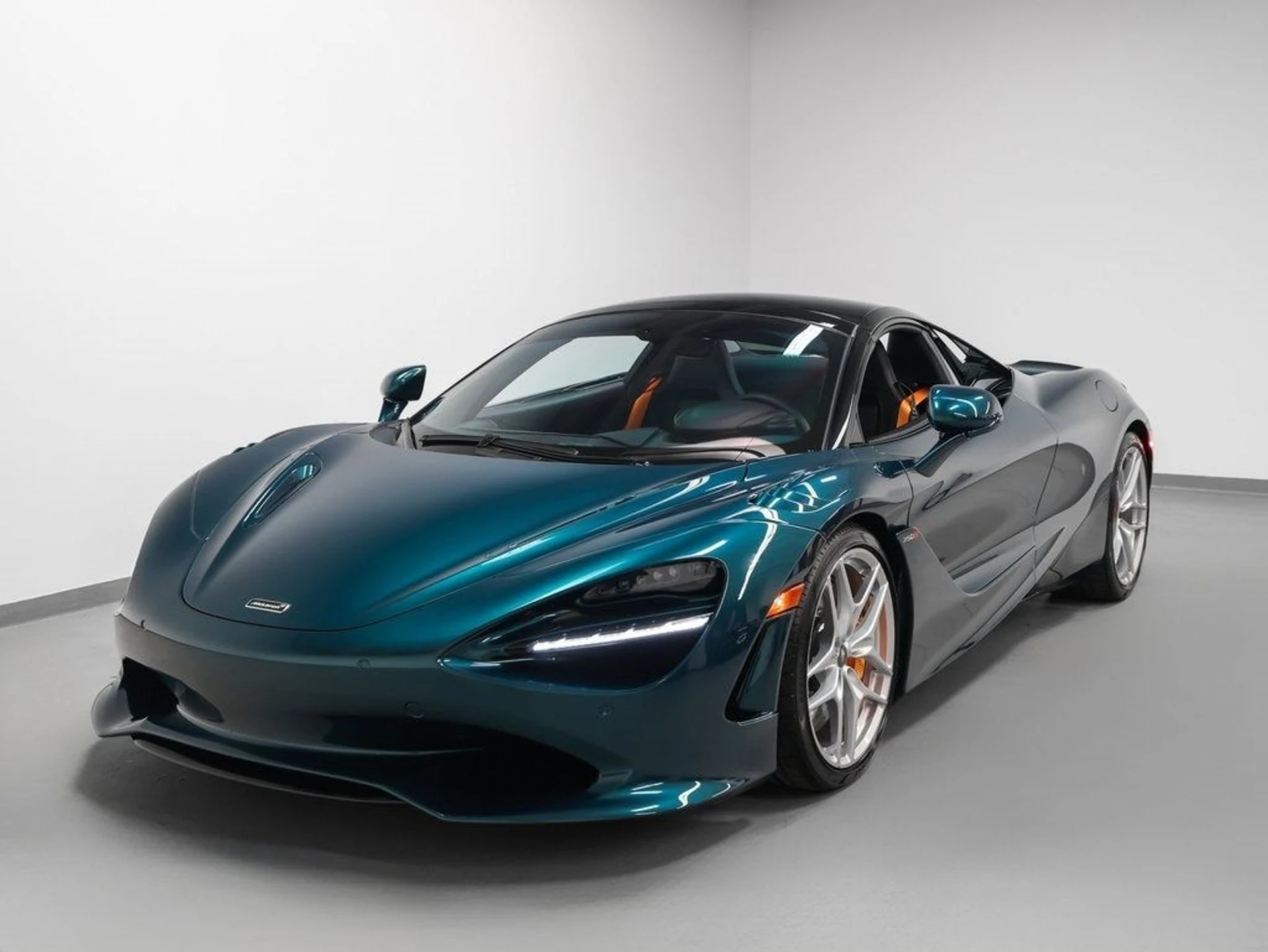 mph071_924846902_72_a49b6a15f6