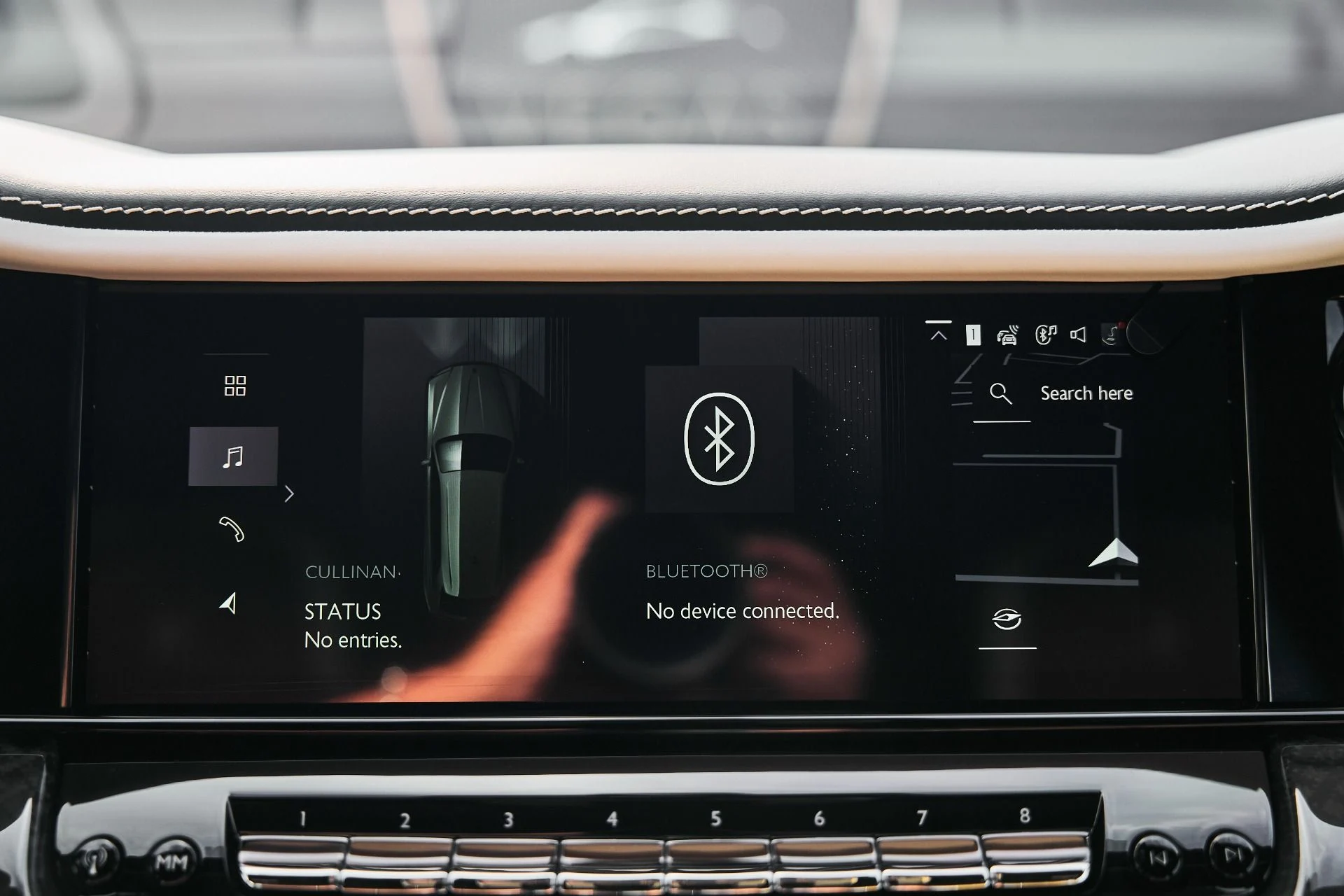 mph071_94137098_Used_2026_Rolls_Royce_Cullinan_Black_Badge_1776556117_4af800eb5d