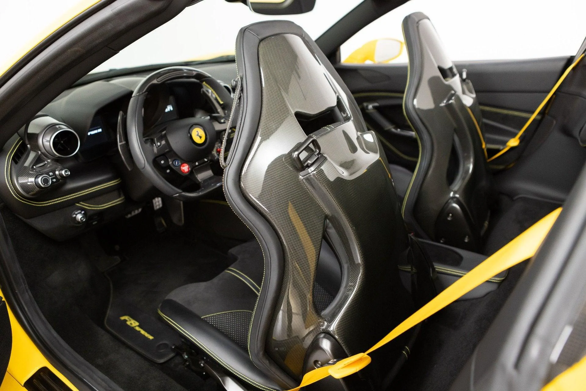 mph071_95162736_Used_2021_Ferrari_F8_Spider_1778334429_706f8f38a5