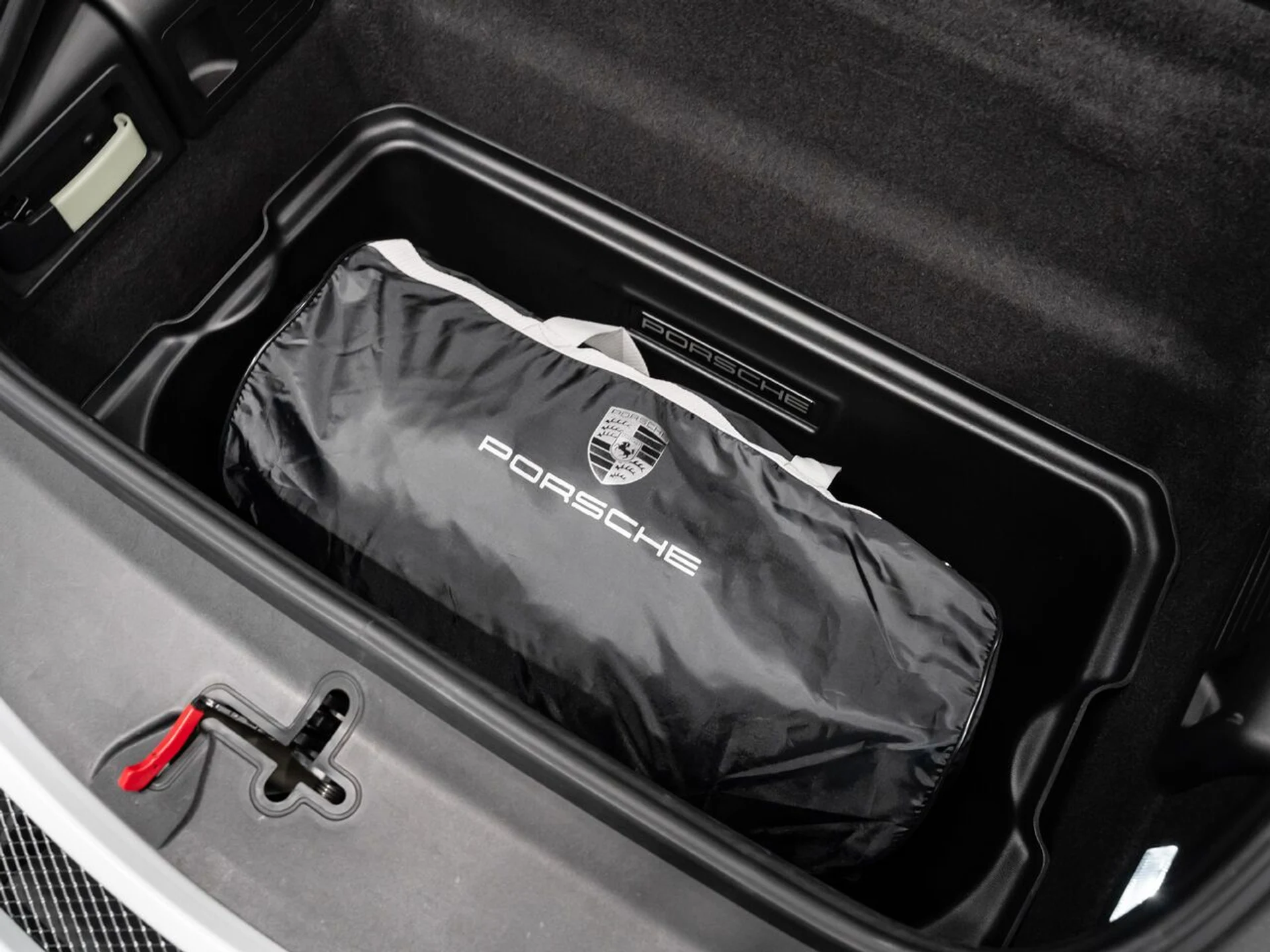 mph071_956999691_porsche_911_2015_65a26eb5d2