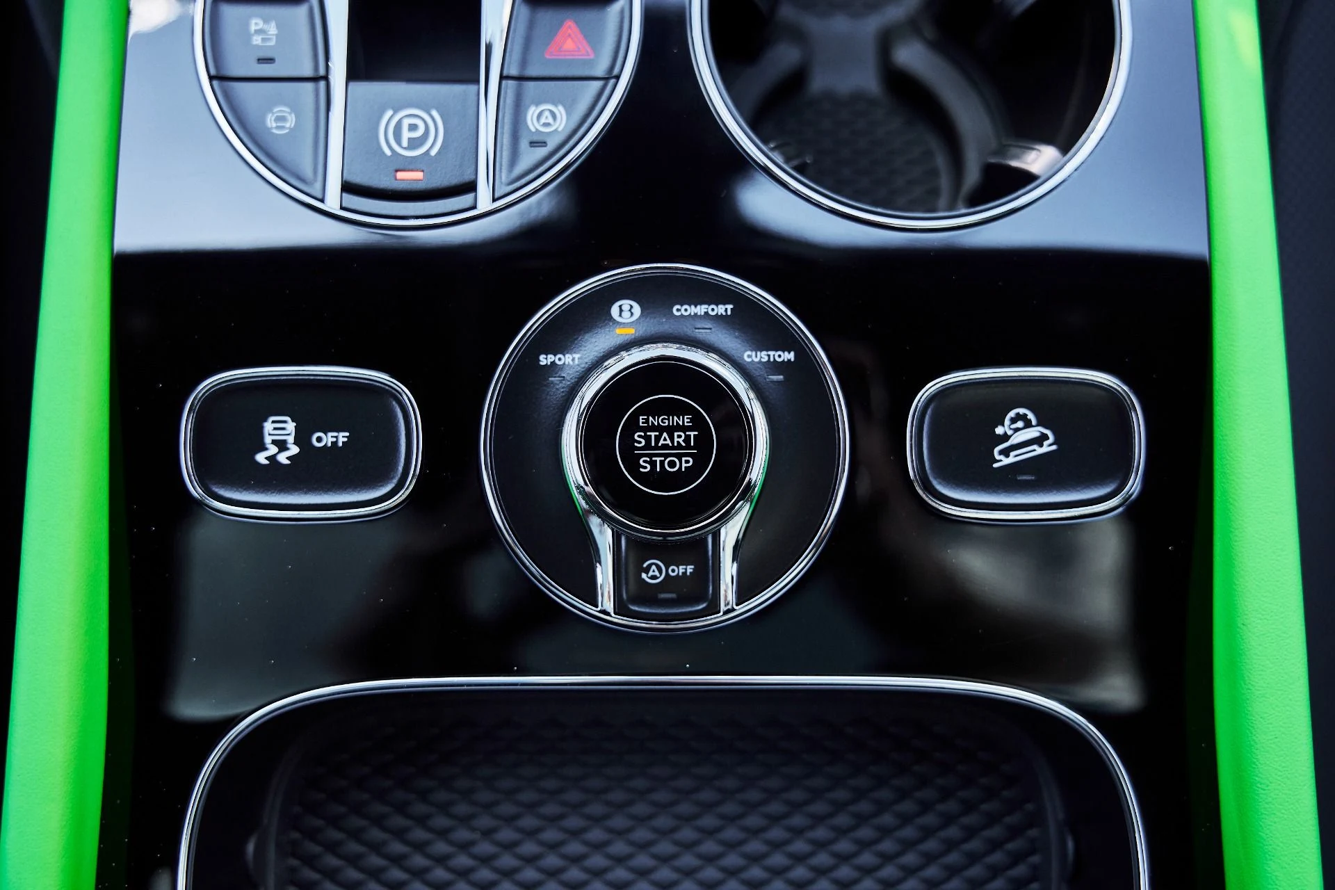 mph072_1022607894_Used_2025_Bentley_Bentayga_S_Black_Edition_1777750200_641e3a9784